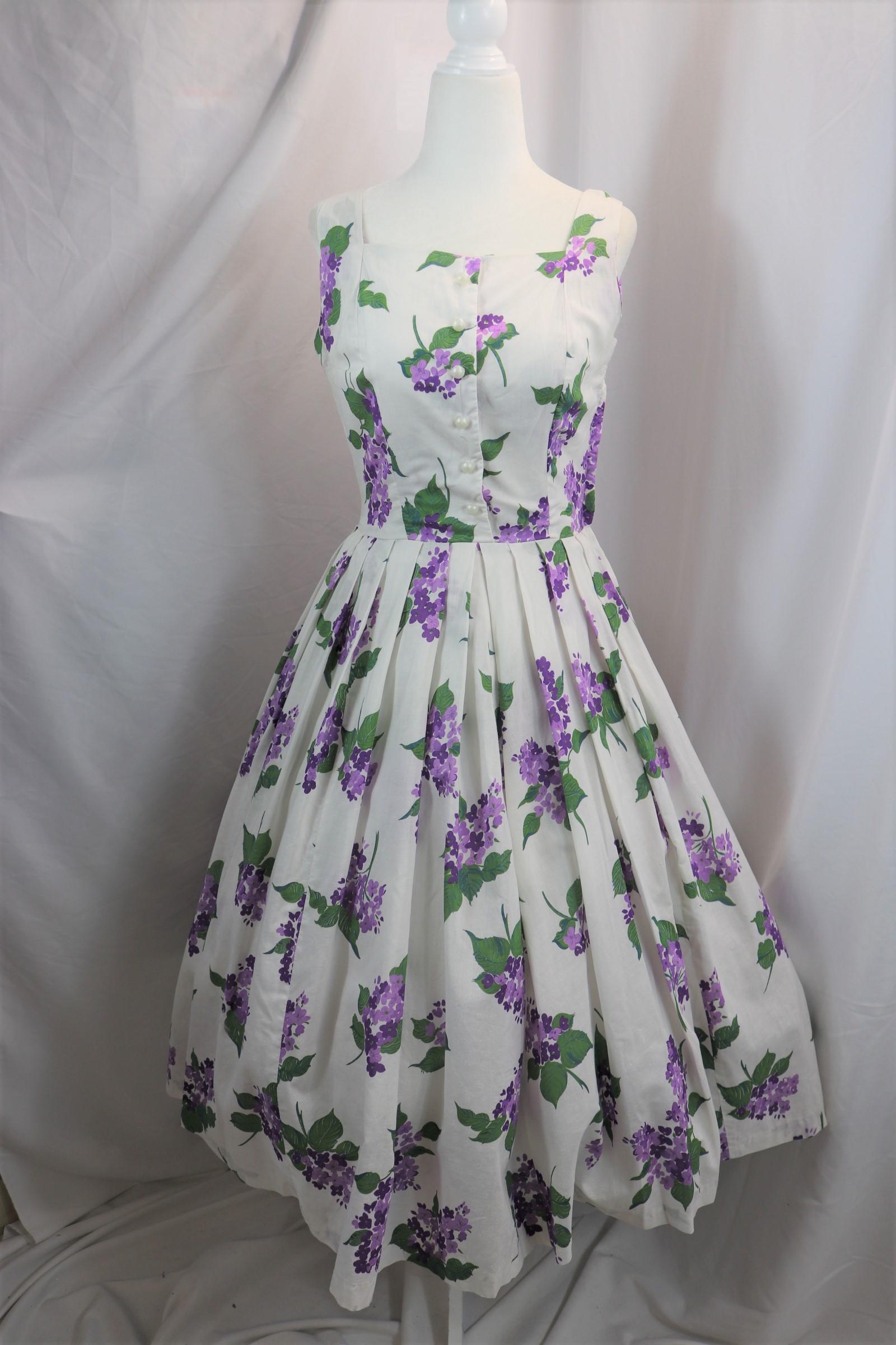 Vintage 1950's Ann Marsh cotton purple lilac summer dress (1 of 5)