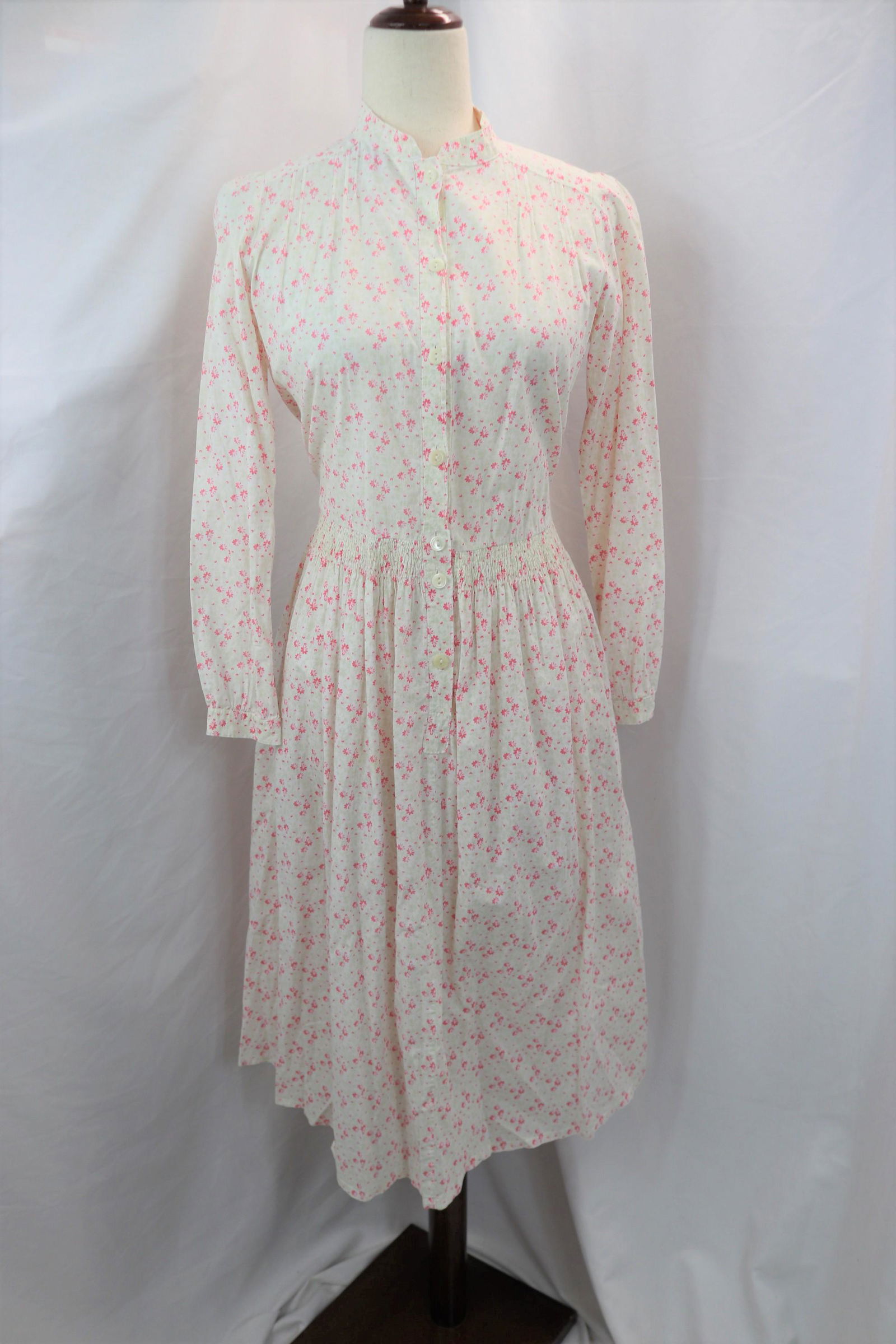 Vintage 1970's Laura Ashley pink and white cotton day dress (1 of 6)