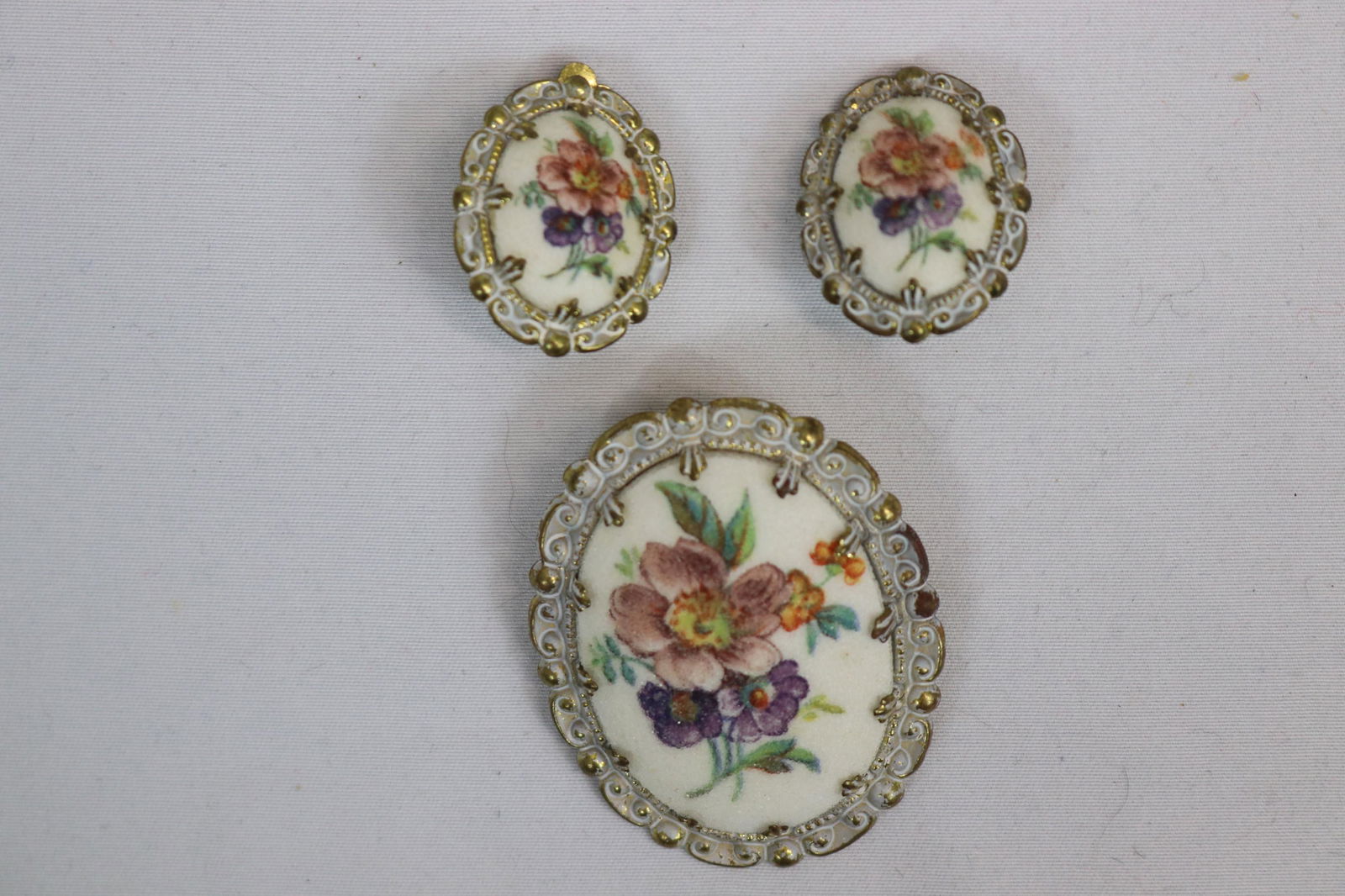 Vintage Western Germany Porcelain Brooch & Earring Set (1 of 2)