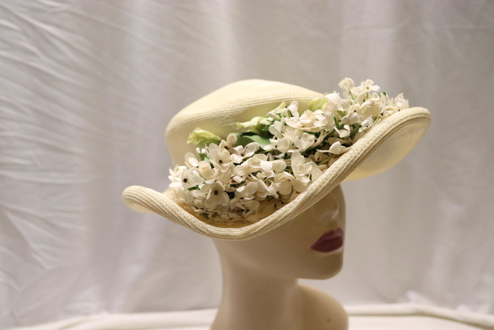 VINTAGE Ladies Wicker & Flower SUMMER HAT (1 of 6)