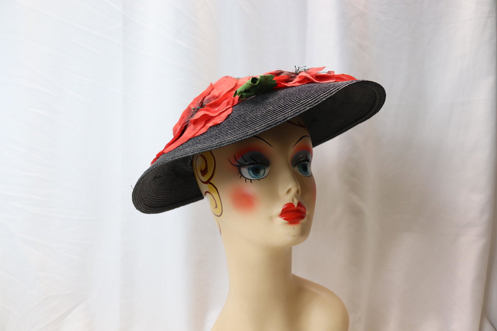 Vintage 1930's Straw Cartwheel Hat With Red Poppy Flowers (1 of 5)