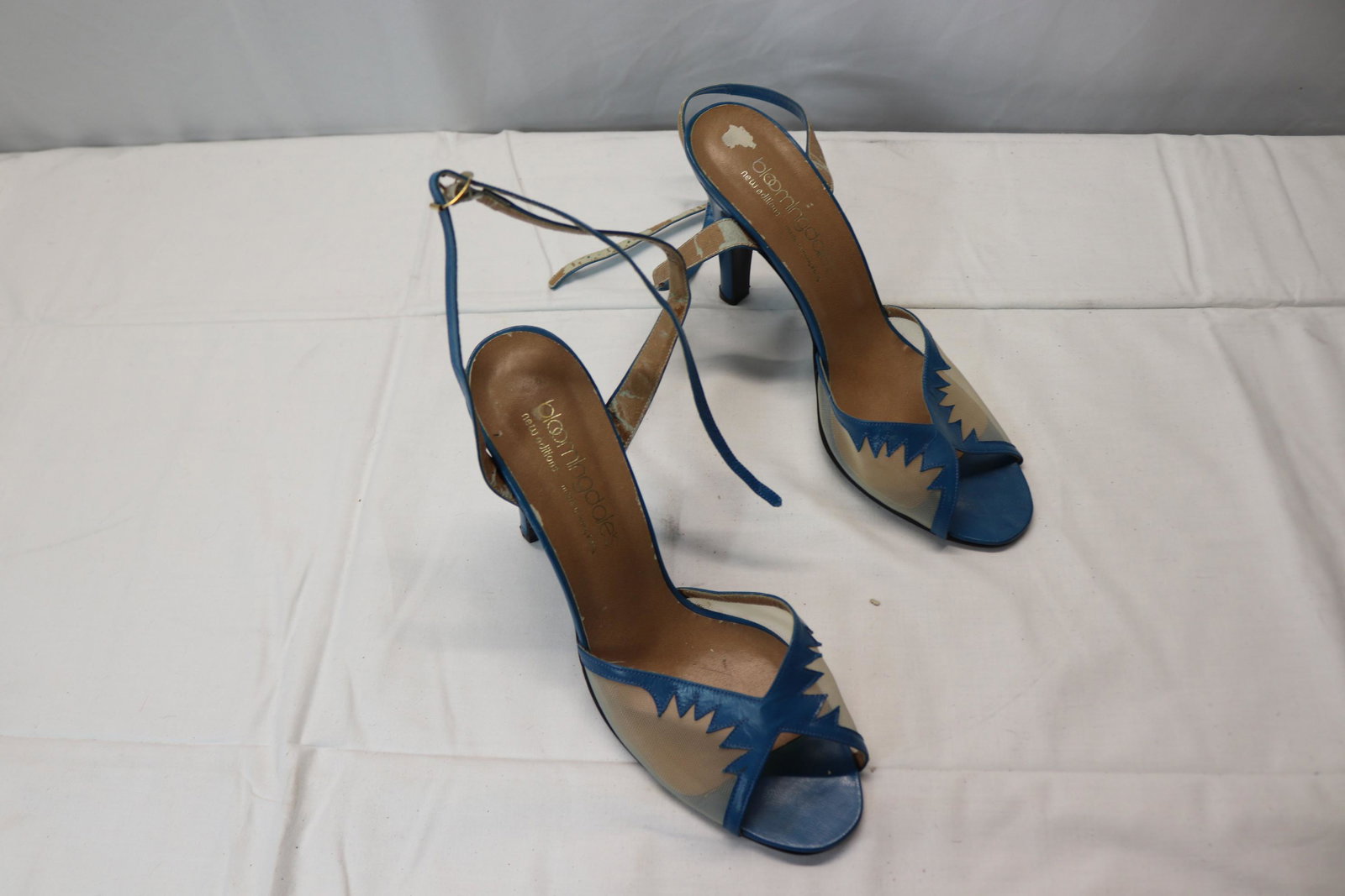 Vintage Bloomingdales Blue Mesh Peep Toe Strappy Heels (1 of 6)