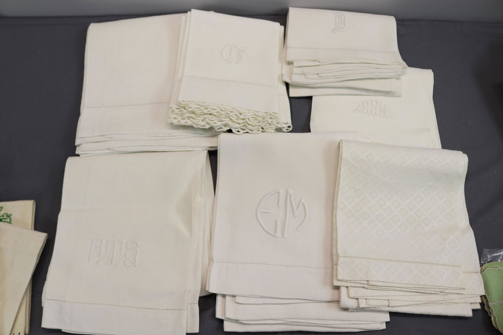 Lot of 7  Pairs Vintage Linen Towels (1 of 15)