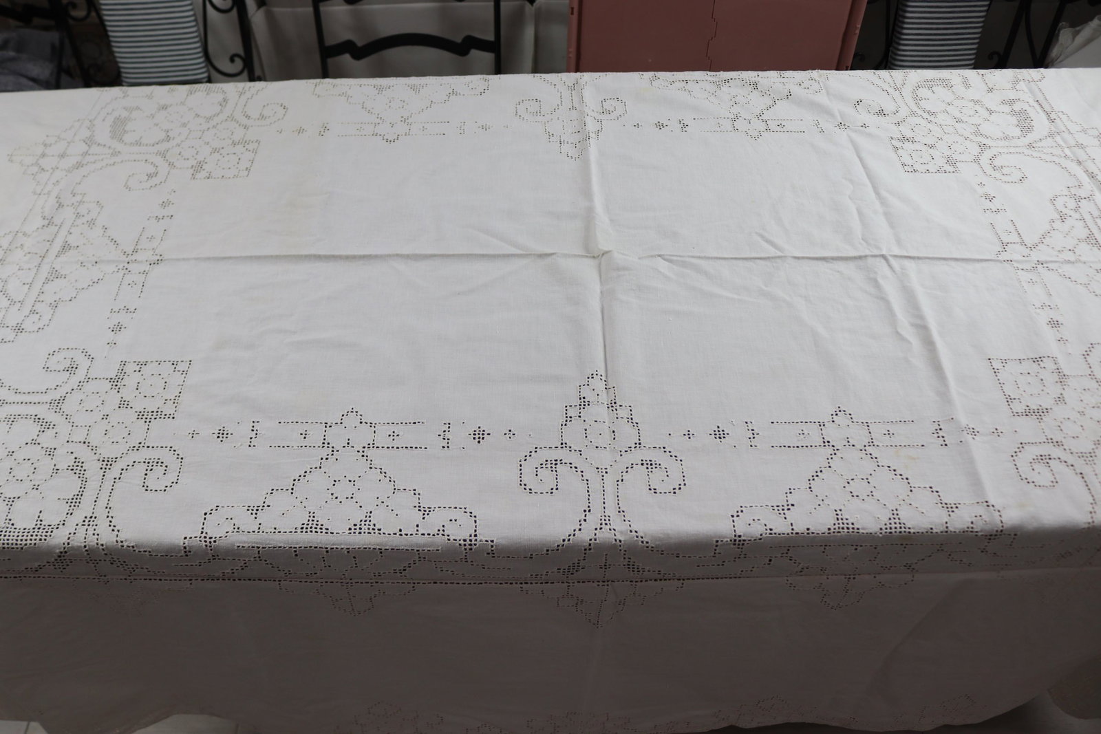 Vintage Cutwork Floral Design Tablecloth & Napkins (1 of 20)