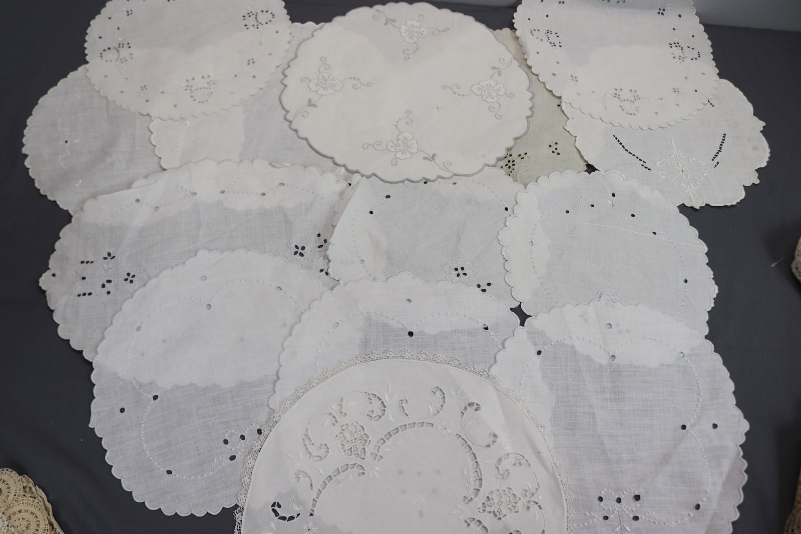 Lot of 14 Vintage White Doilies with Embroidery: see photo's