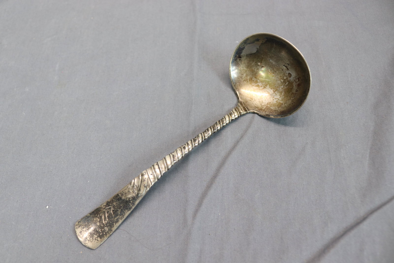Antique Sterling Silver Ladle, 59.5 Grams: see photo's