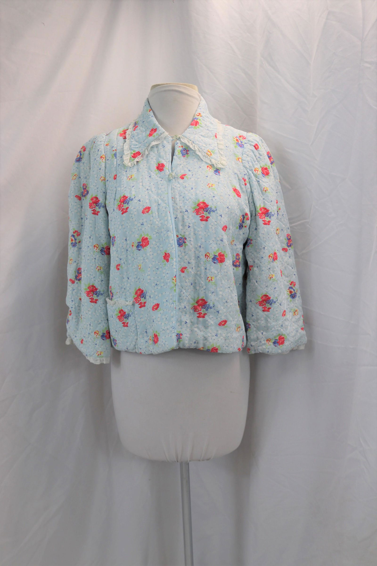 Vintage 1950's Blue Quilted Floral Bed Jacket (1 of 4)