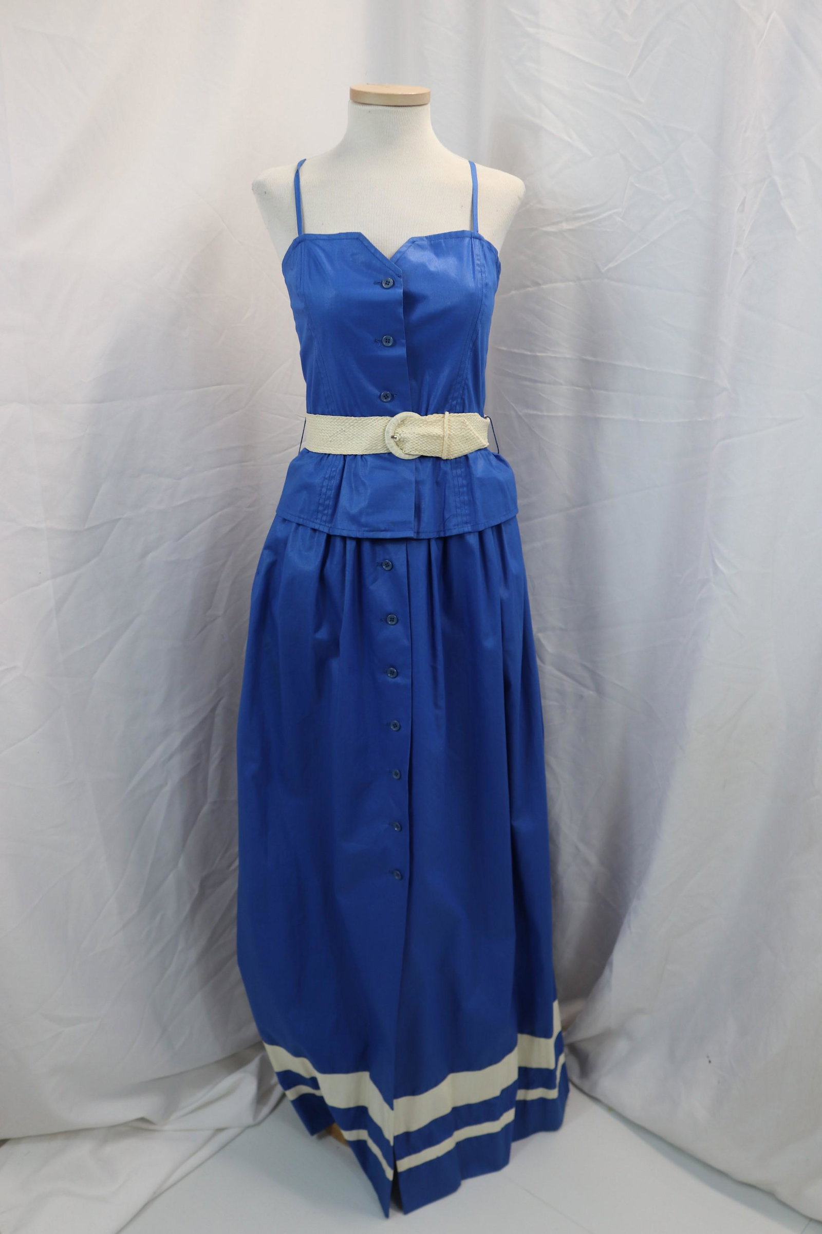 Vintage 1970's Morty Sussman for Mollie Parnis Blue Polished Cotton Dress: approx. 32 bust, 26 waist, good condition with minor spots, see photo's