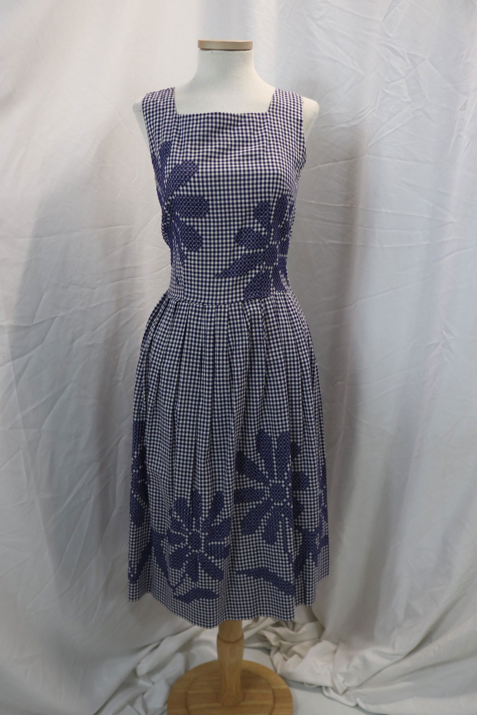 Vintage 1950's Blue Gingham Check & Cross Stitch Summer Dress (1 of 4)