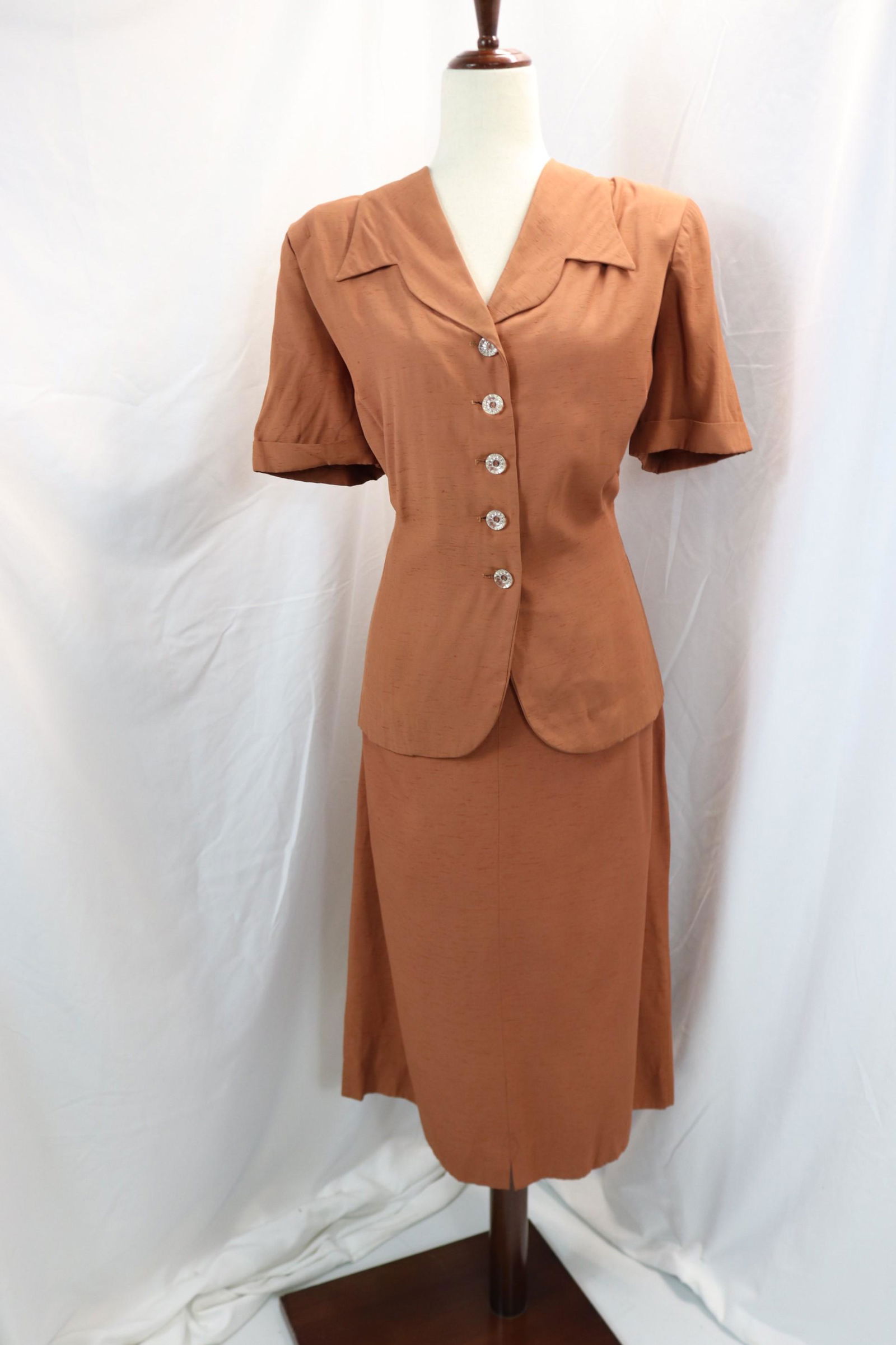 vintage 1940's Pam Parker for Macy's brown rayon gaberdine fleck skirt set (1 of 9)