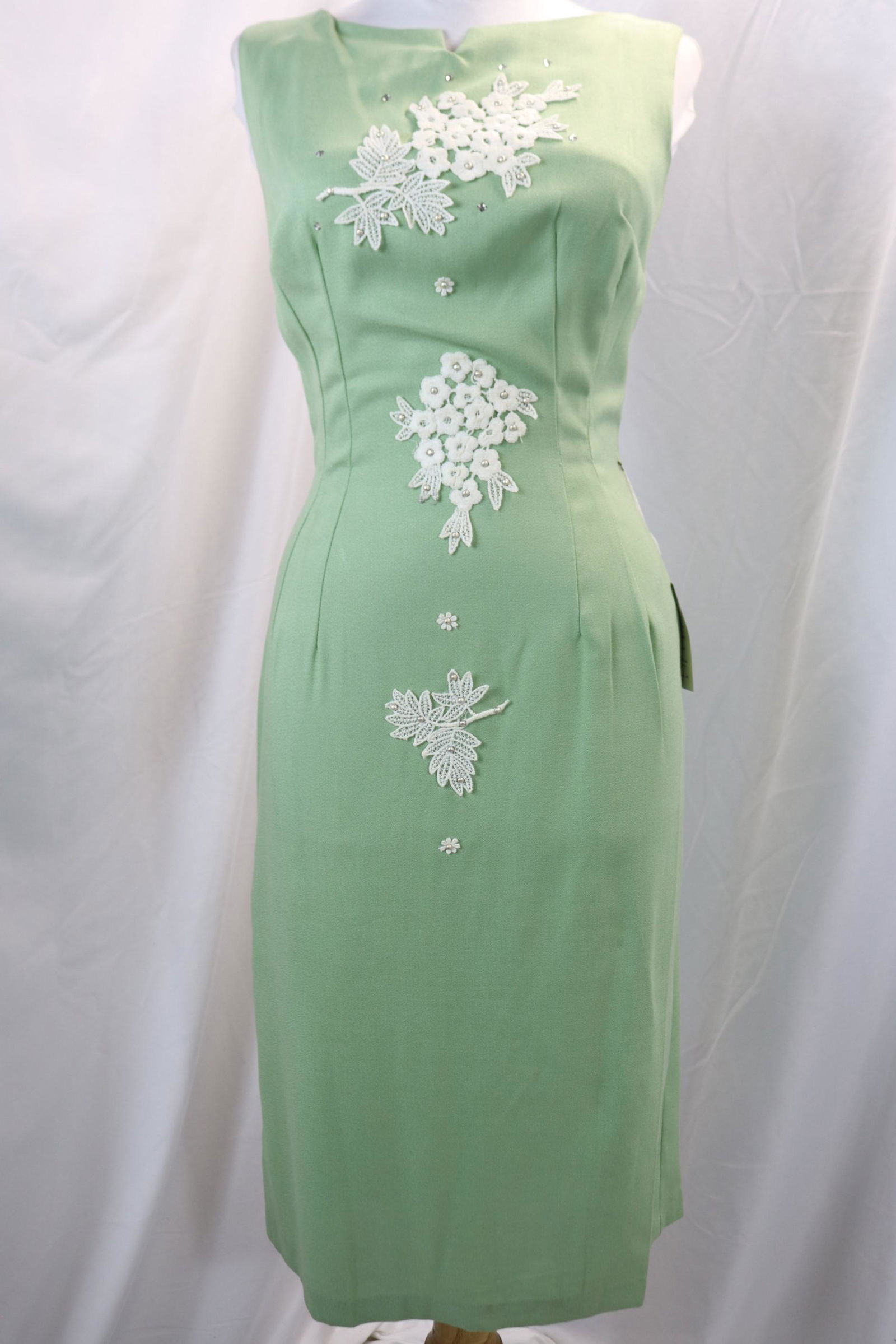 vintage 1960's Sundrop green linen applique wiggle dress (1 of 7)