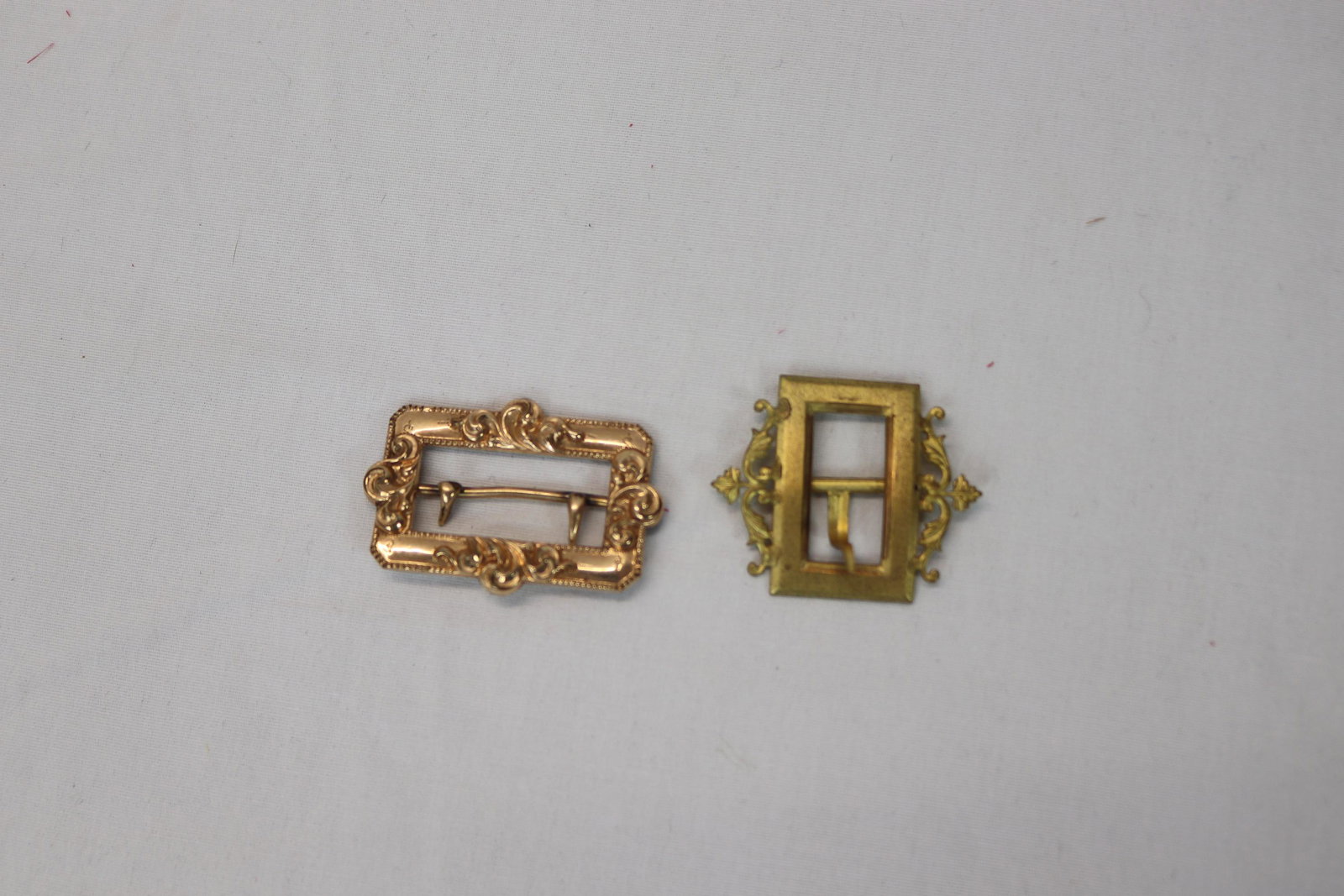Lot of 2 Antique Dress Buckles, Gold Tone & Rolled Gold (1 of 5)