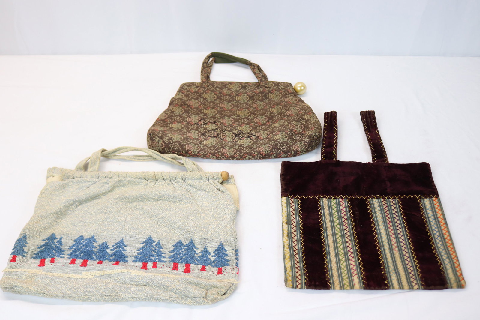 Lot of 3 Vintage Cloth Sewing Bags/Purses (1 of 20)