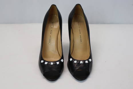 Vintage Marc by Marc Jacobs Black Leather Peep Toe Shoes with White Heels: size 39, see photo's