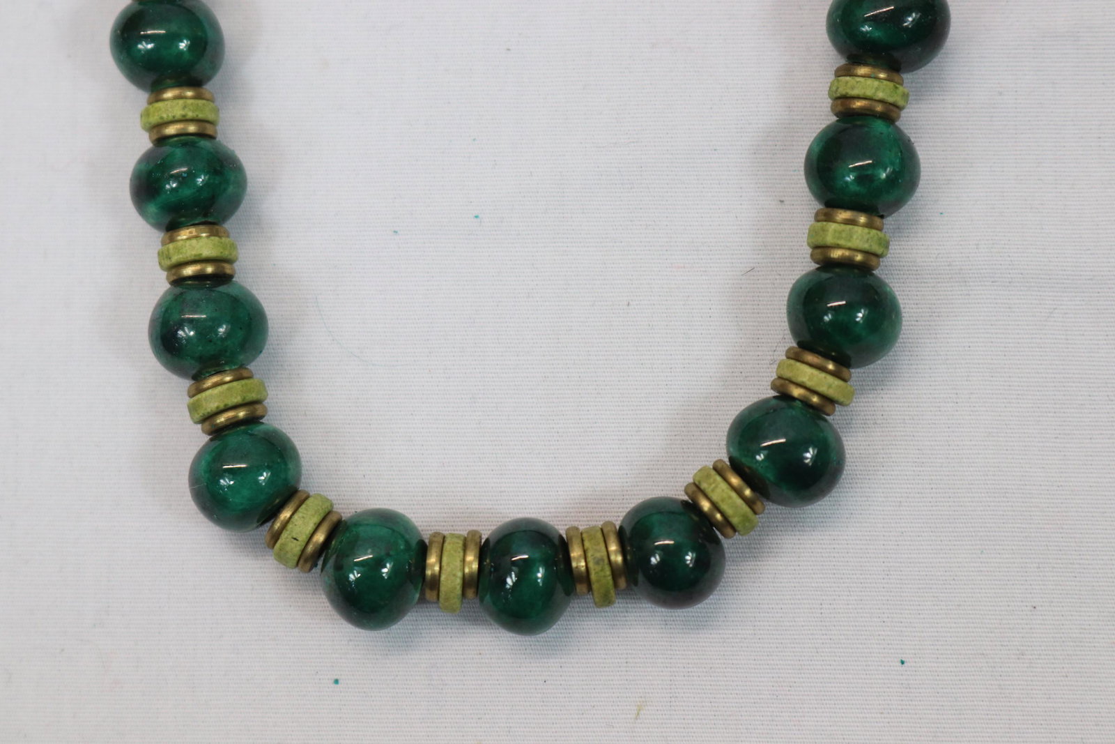 Vintage Dark Green Jade Color Beaded Stone Necklace (1 of 3)