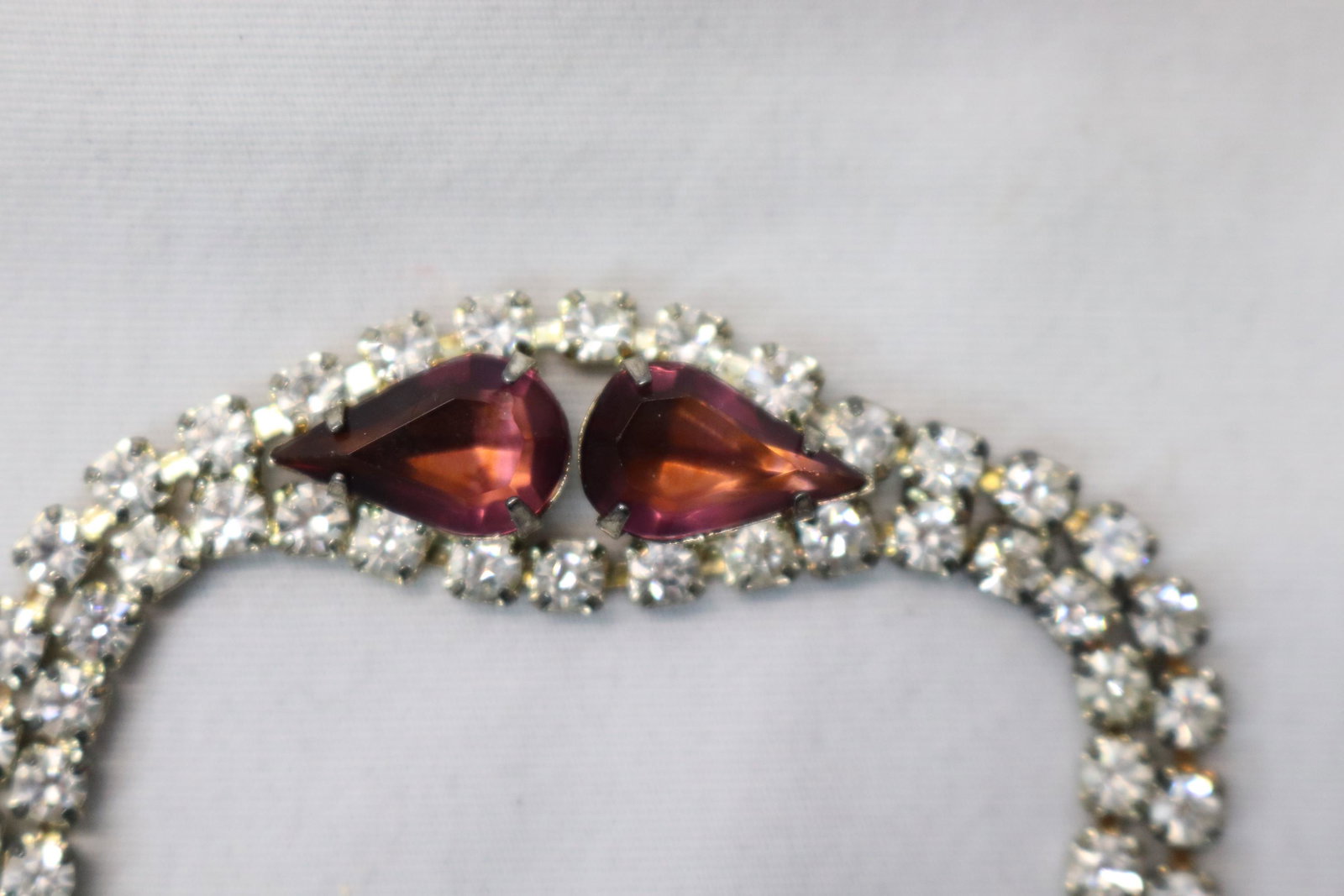 Vintage 1920/30's Faceted Rhinestone & Purple Amethyst Tennis Bracelet: approx. 7 1/2 inches long, see photo's