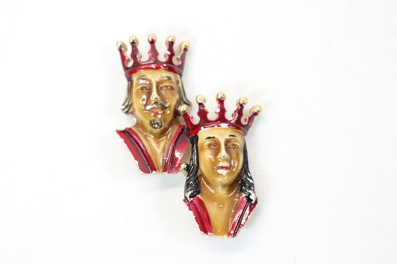 Vintage Enamel Hand Painted King & Queen Brooch (1 of 2)
