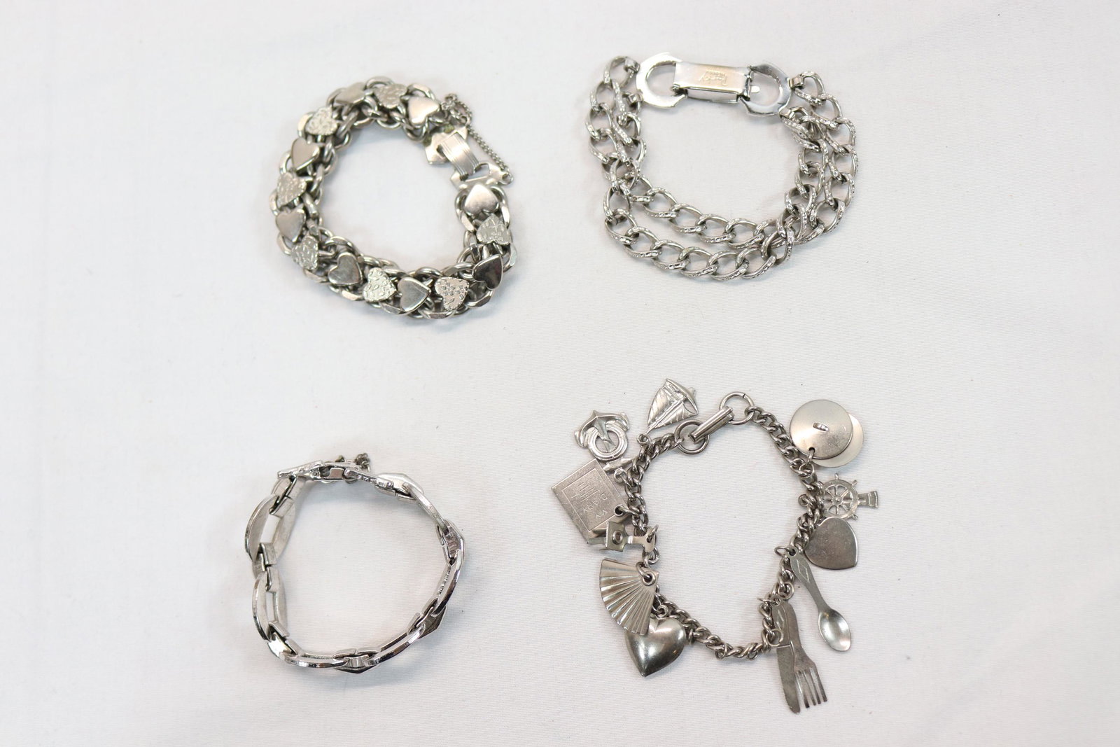 Lot of 4 Vintage Bracelets, Perky Modes, Barclay & Maxann with other: see photo's