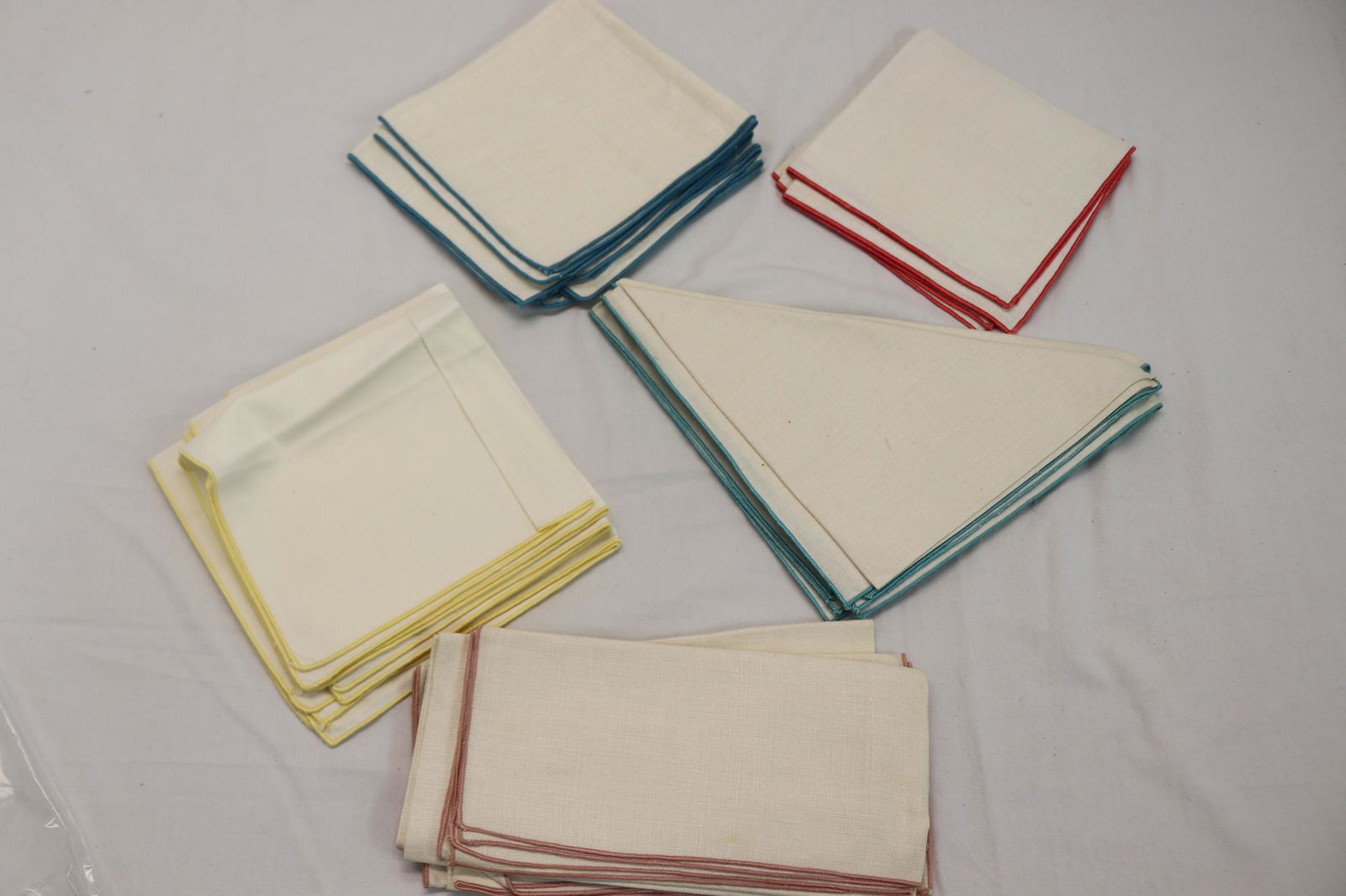 Lot of 5 Sets of 4 Each Vintage Napkins with Various Colored Edges: see photo's, some may need cleaning