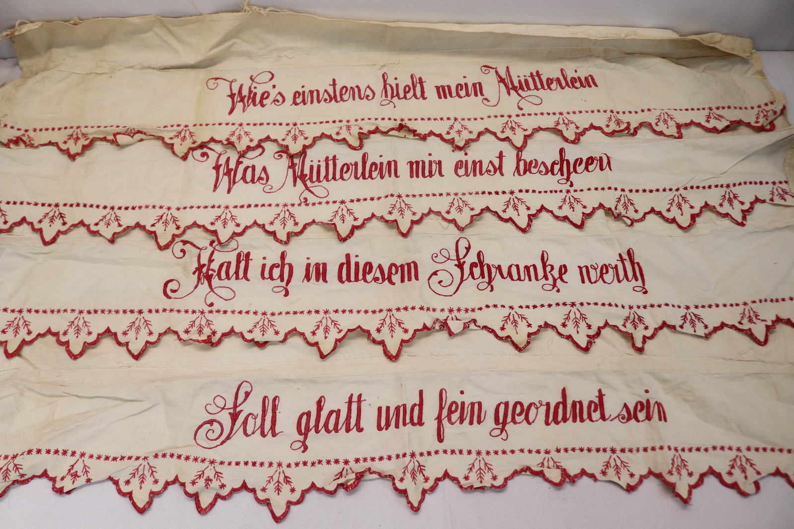 Lot of 4 German Turkey Red Embroidered Sayings: see photo's