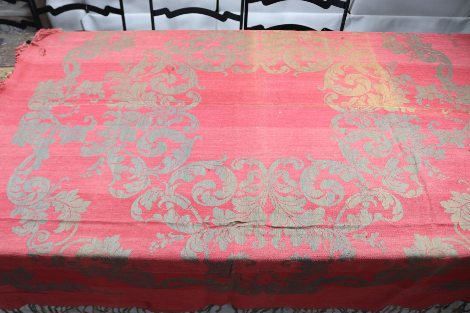 Vintage Turkey Red Table Cloth (1 of 10)