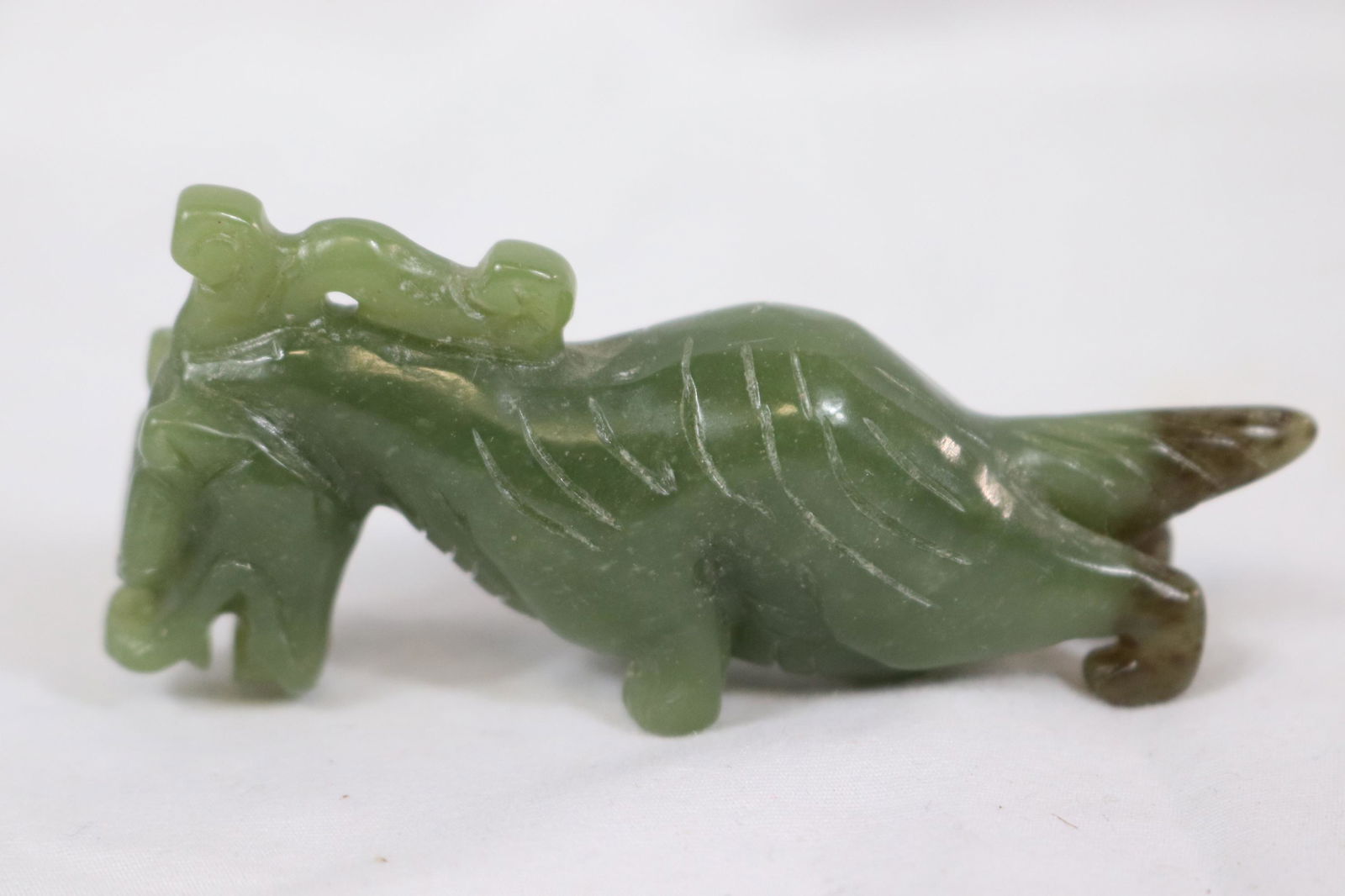 Vintage Chinese Small Hand Carved Jade Foo dog Dragon (1 of 6)