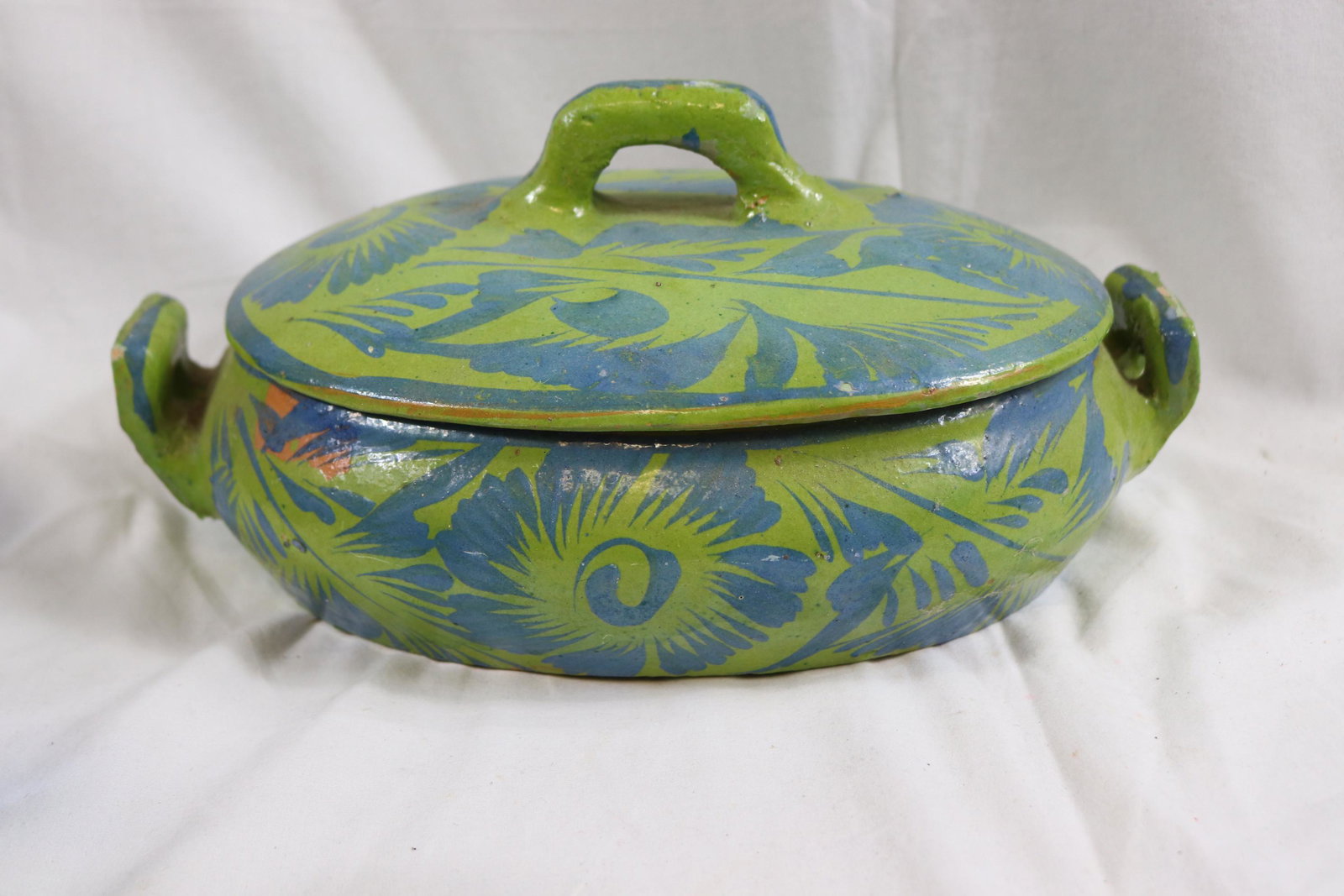 Vintage Mexican Red Pottery Casserole Dish with Cover, Blue & Green (1 of 5)