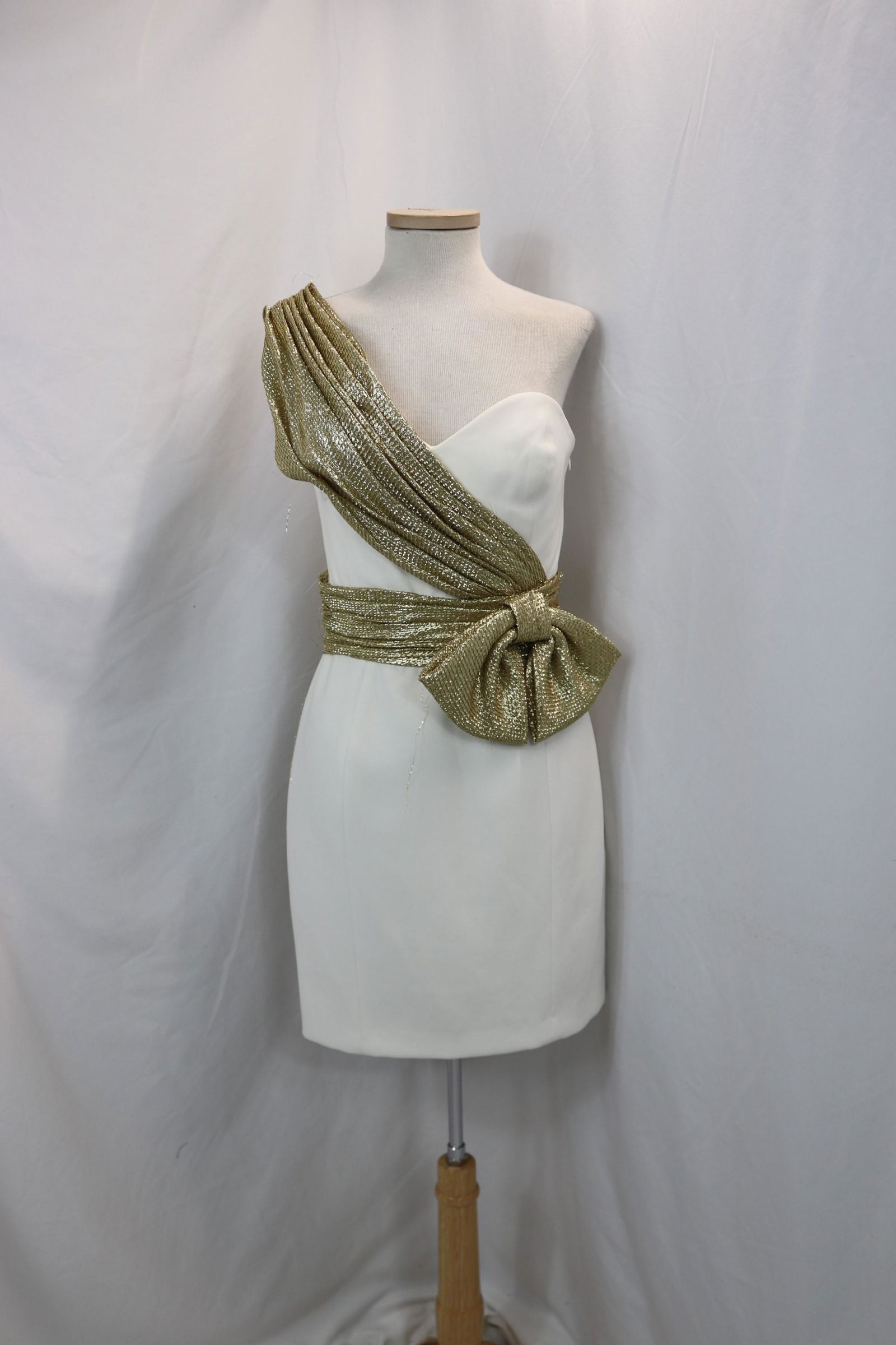 Vintage Designer Lorena Sarbu, no label, White & Gold Metallic Mini Dress (1 of 6)