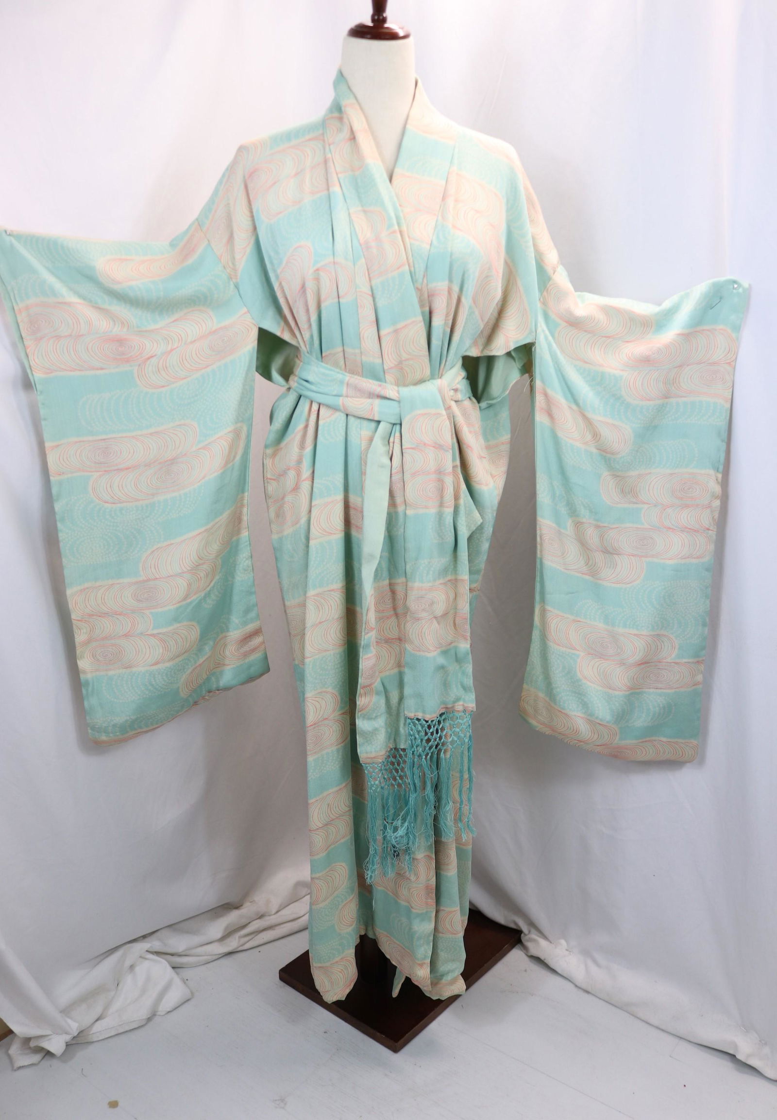 Vintage green Abstract Print Kimono with tie belt (1 of 6)