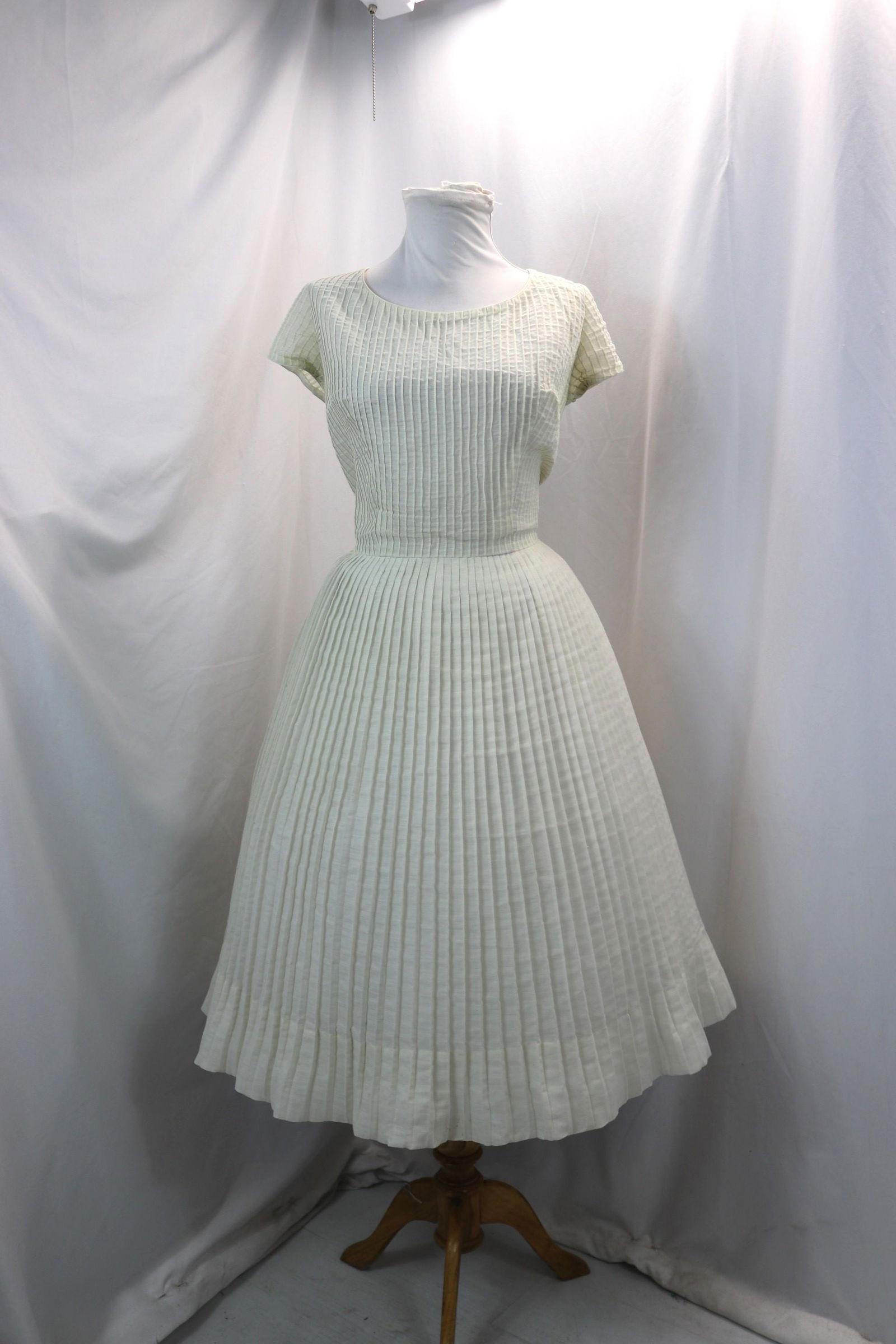 Vintage 1950's L'Aiglon White Pin Tucked & Pleated Dress (1 of 8)