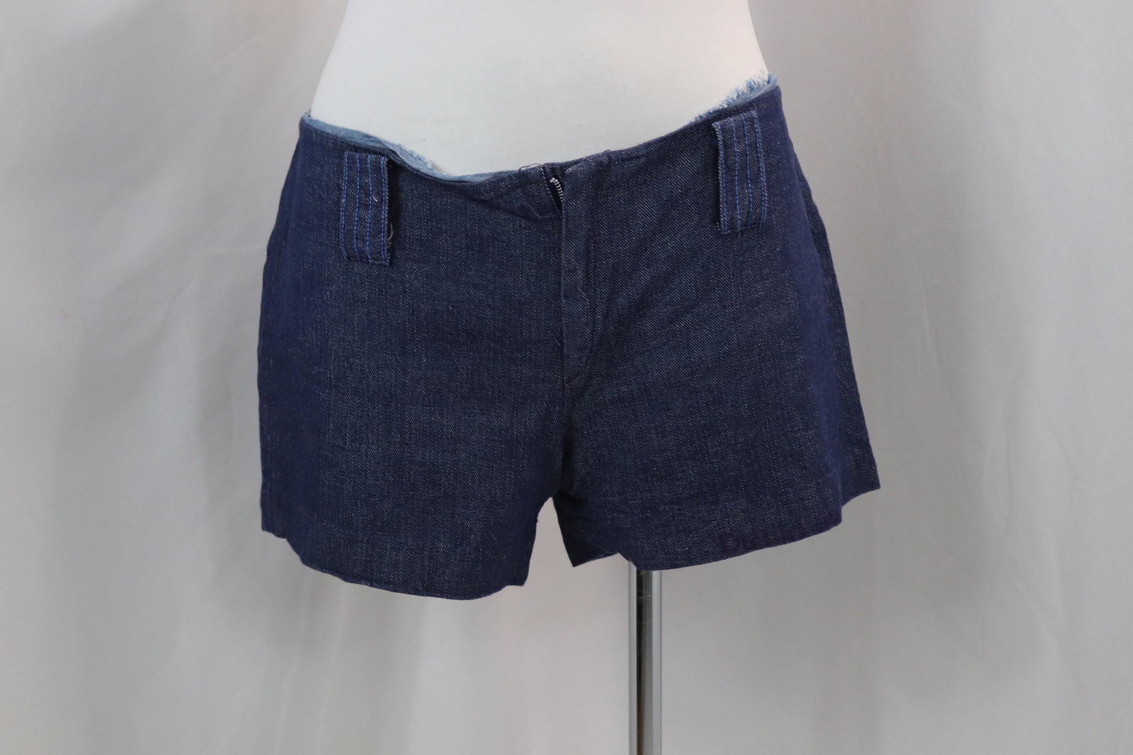 Vintage 1970's Denim Hip Hugger Hot Pants Shorts: approx. 34 hips, good condition, see photo's