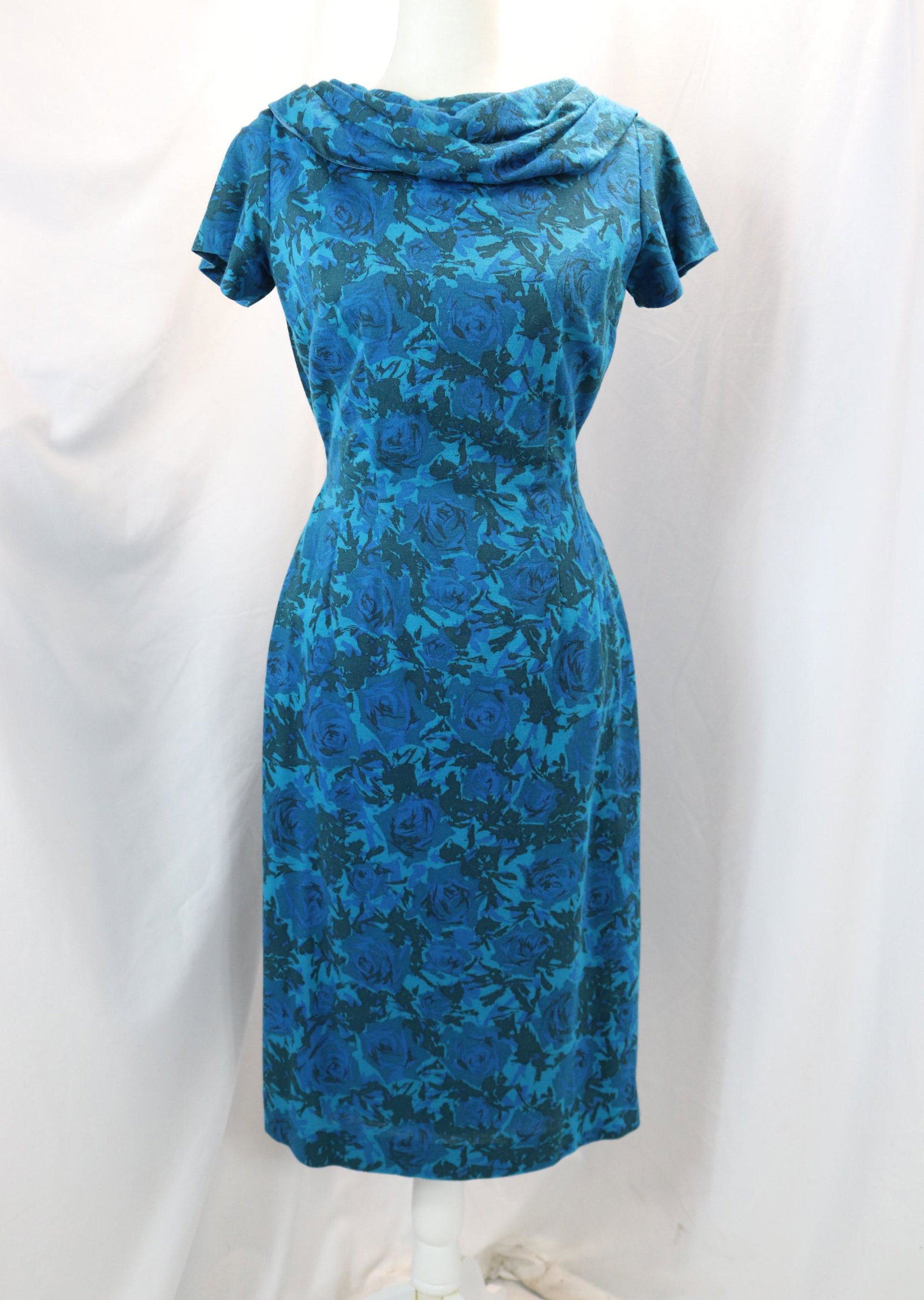 Vintage 1960's Blue Floral Rose Print Sheath Dress: approx. 34 bust, 26 waist, good condition, see photo's