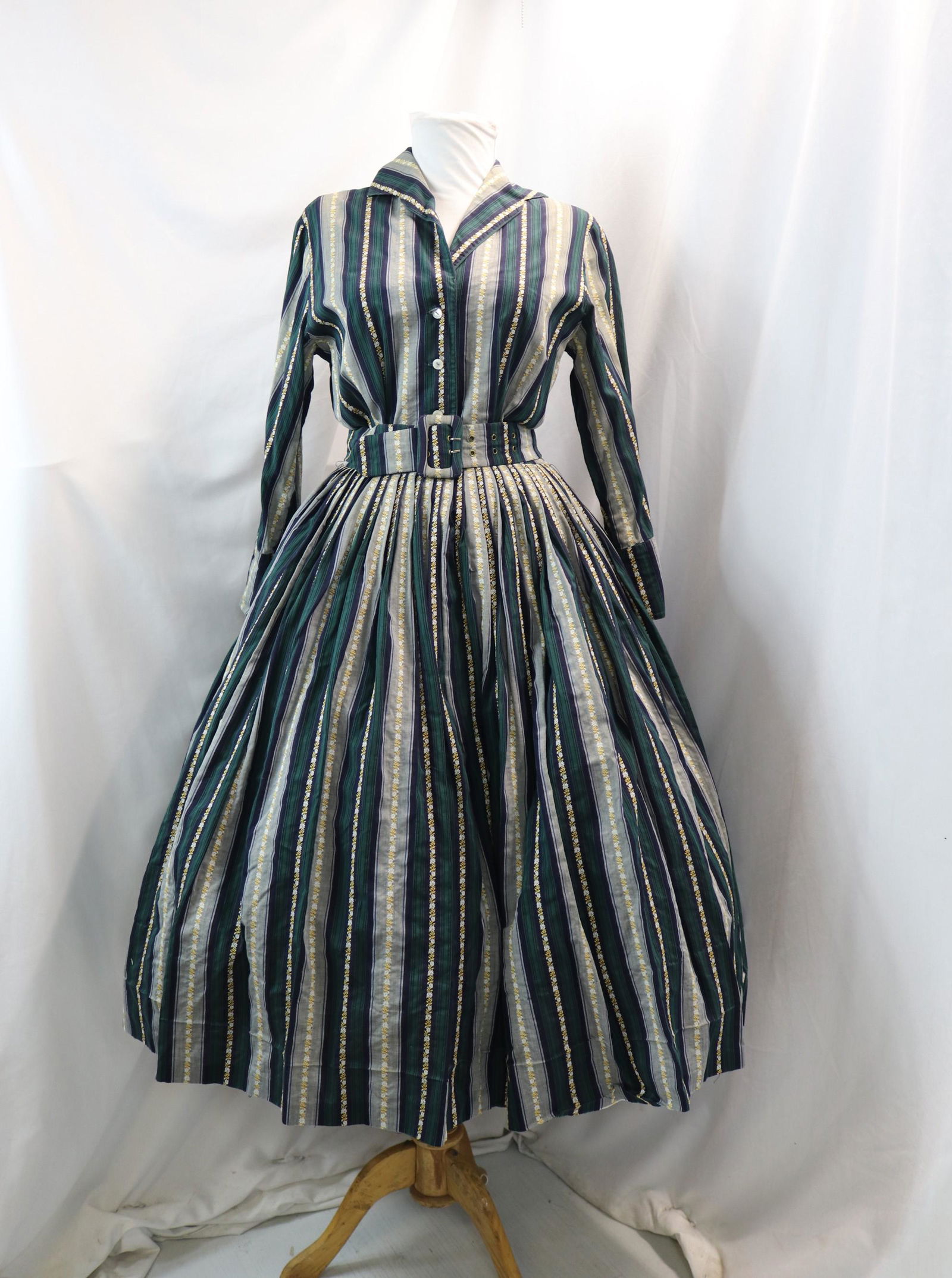 Vintage 1950's Original-Lanz Stripe Floral Print Pleated Shirt Waist Dress with Belt (1 of 6)