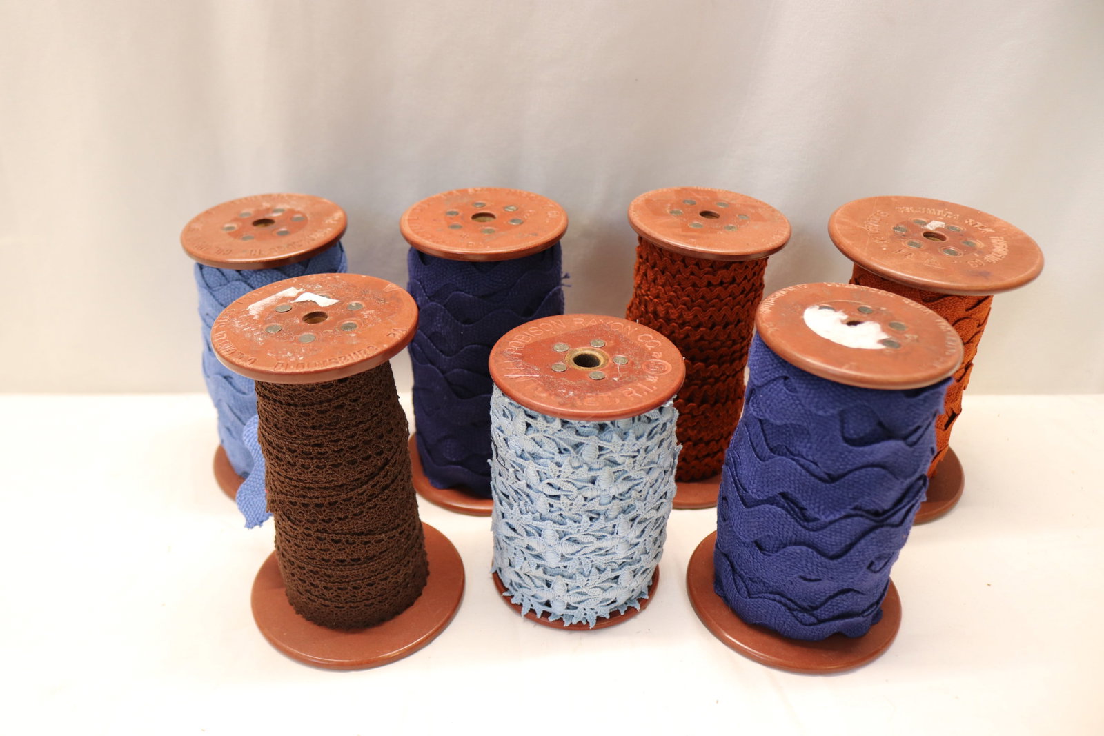 Lot of 7 Vintage Rickrack Trims on Great Antique Spools: see photo's