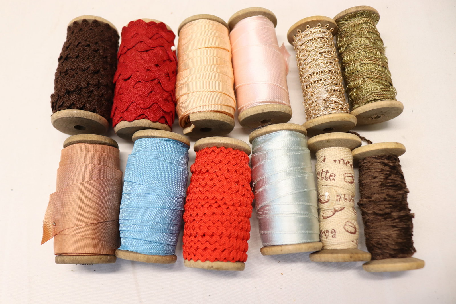 Lot of 12 Vintage Trims on Wood Spools: see photo's