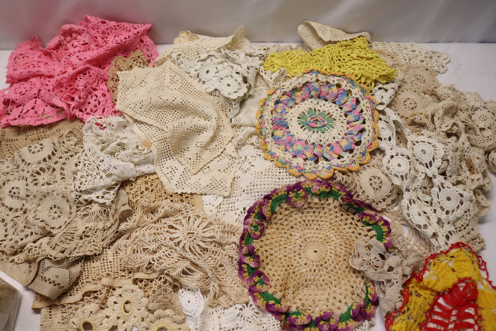 Large Lot of Vintage Crochet Doilies: see photo's