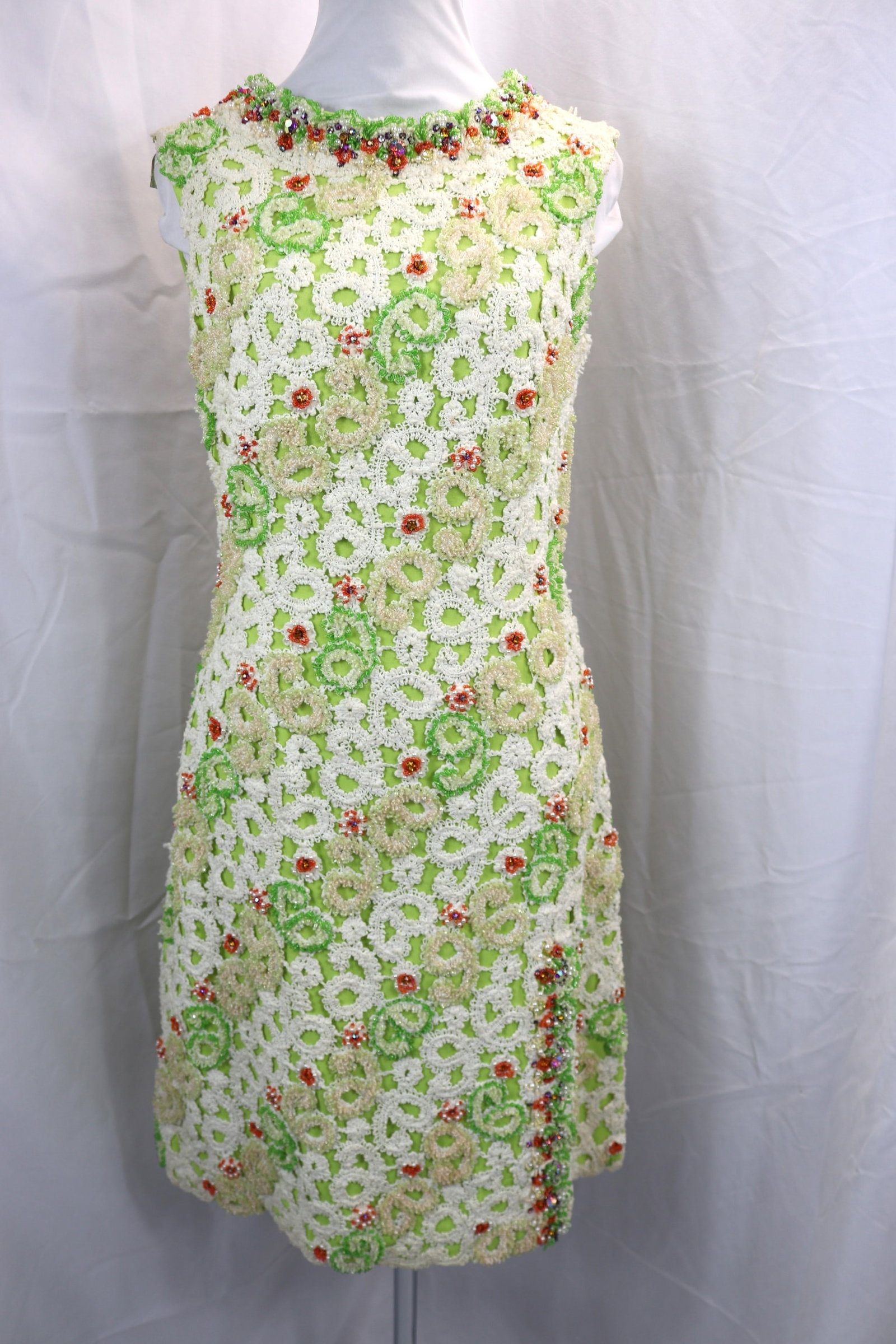Vintage 1960's Rodolphe Original Crochet Lace & Beaded Shift: approx. 36 bust, 32 waist, good condition, see photo's