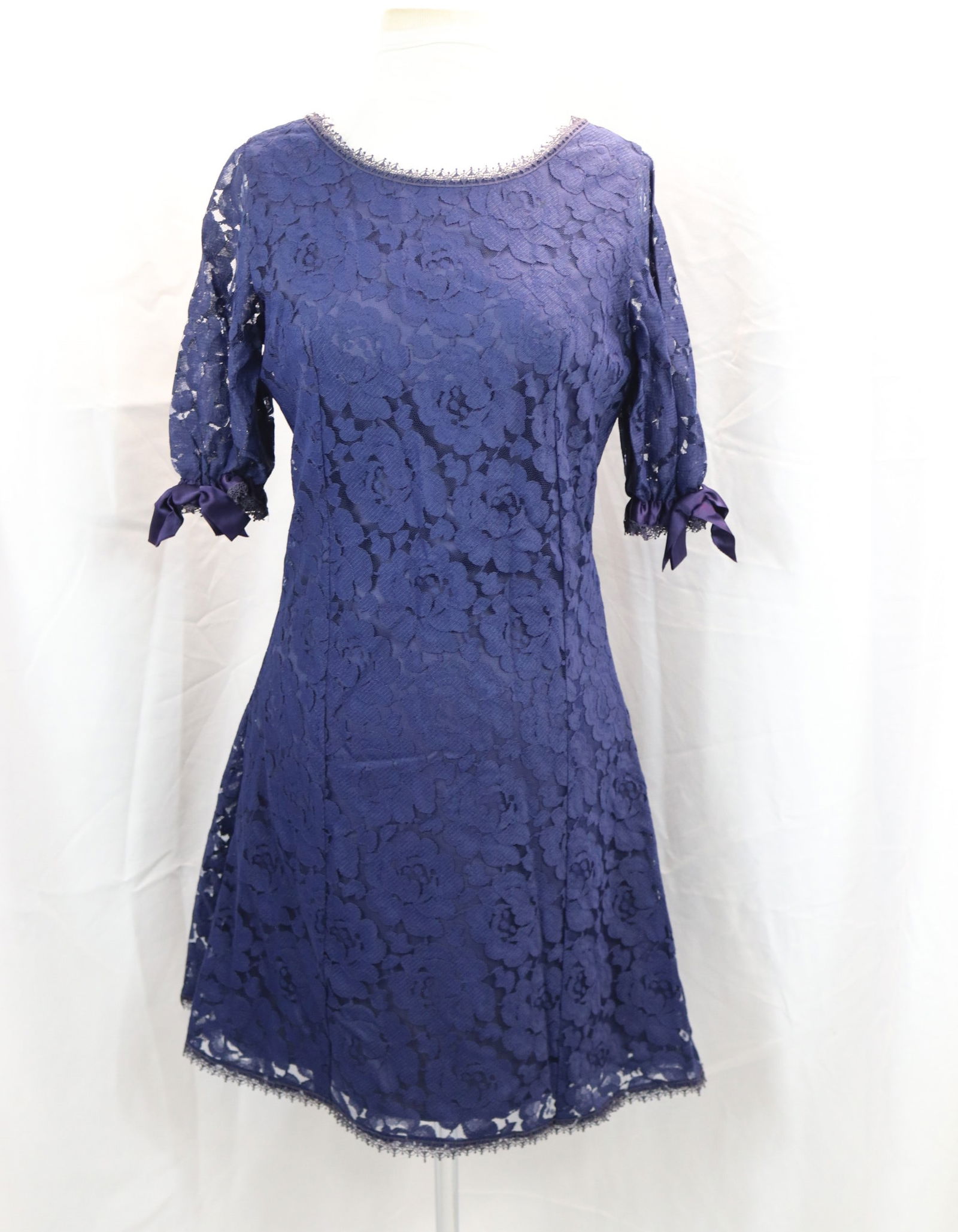 Vintage 1960's Jean Varon Navy Blue Lace Shift (1 of 5)