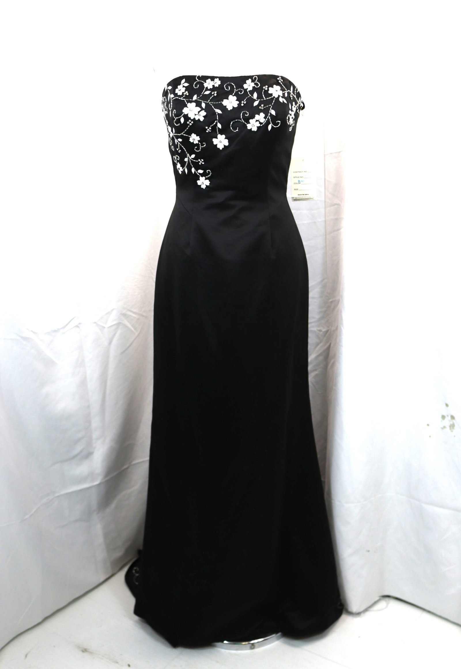Vintage 1980's Lillie Rubin Black Gown with White Embroidered Flower, Rhinestones & Beads: old store stock, approx. 36 bust, 28 waist, Stunning Dress, see photo's