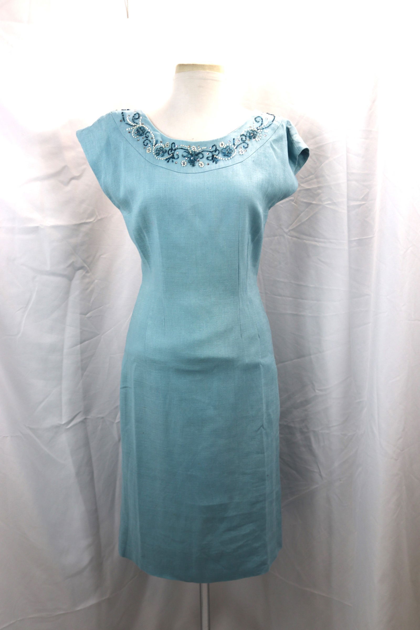 Vintage 1960's Jery Gliden Blue Linen Shift with Beading (1 of 5)