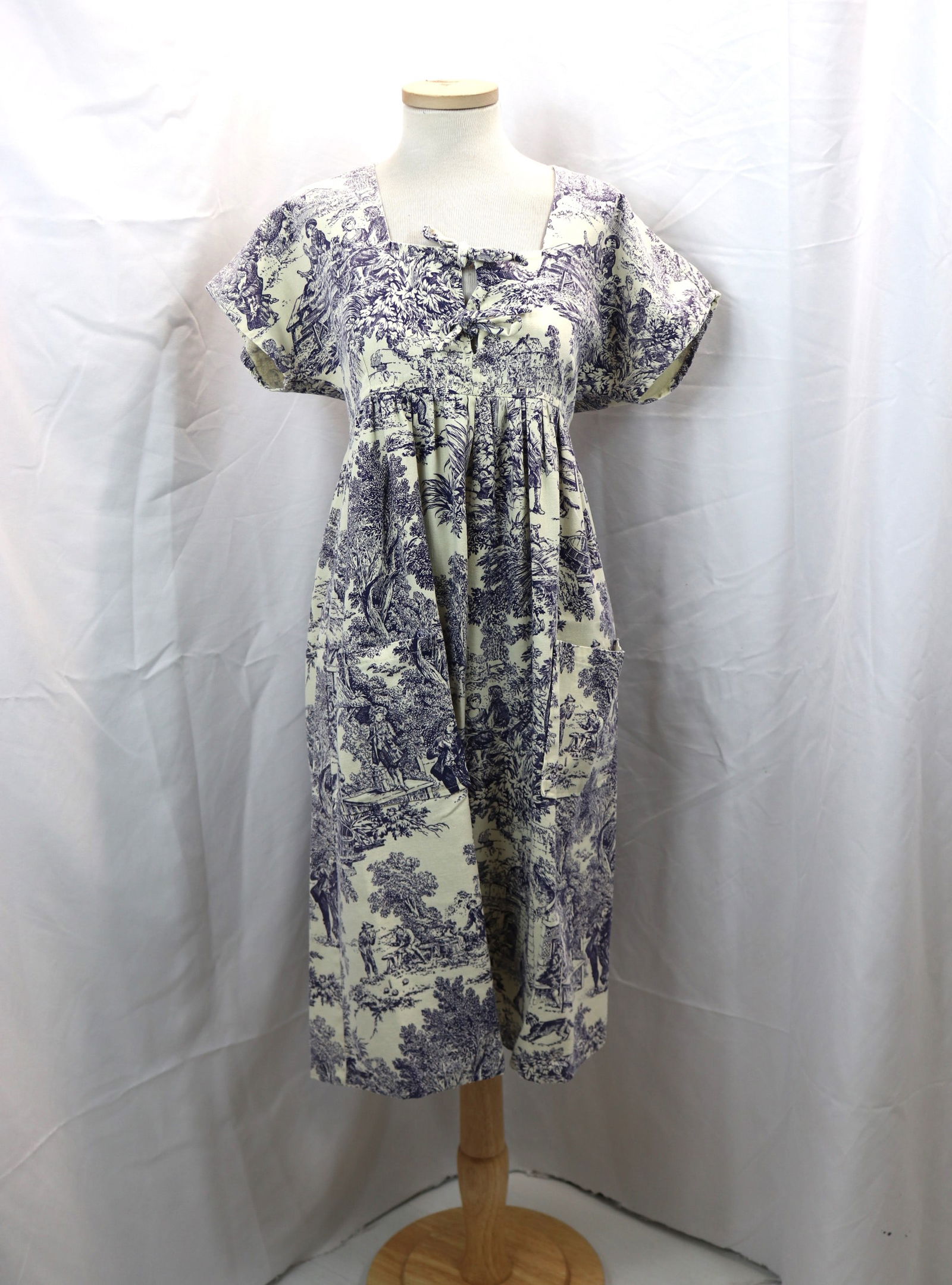 Vintage 1960/70's Purple Cotton Toile Print Smock Dress (1 of 6)