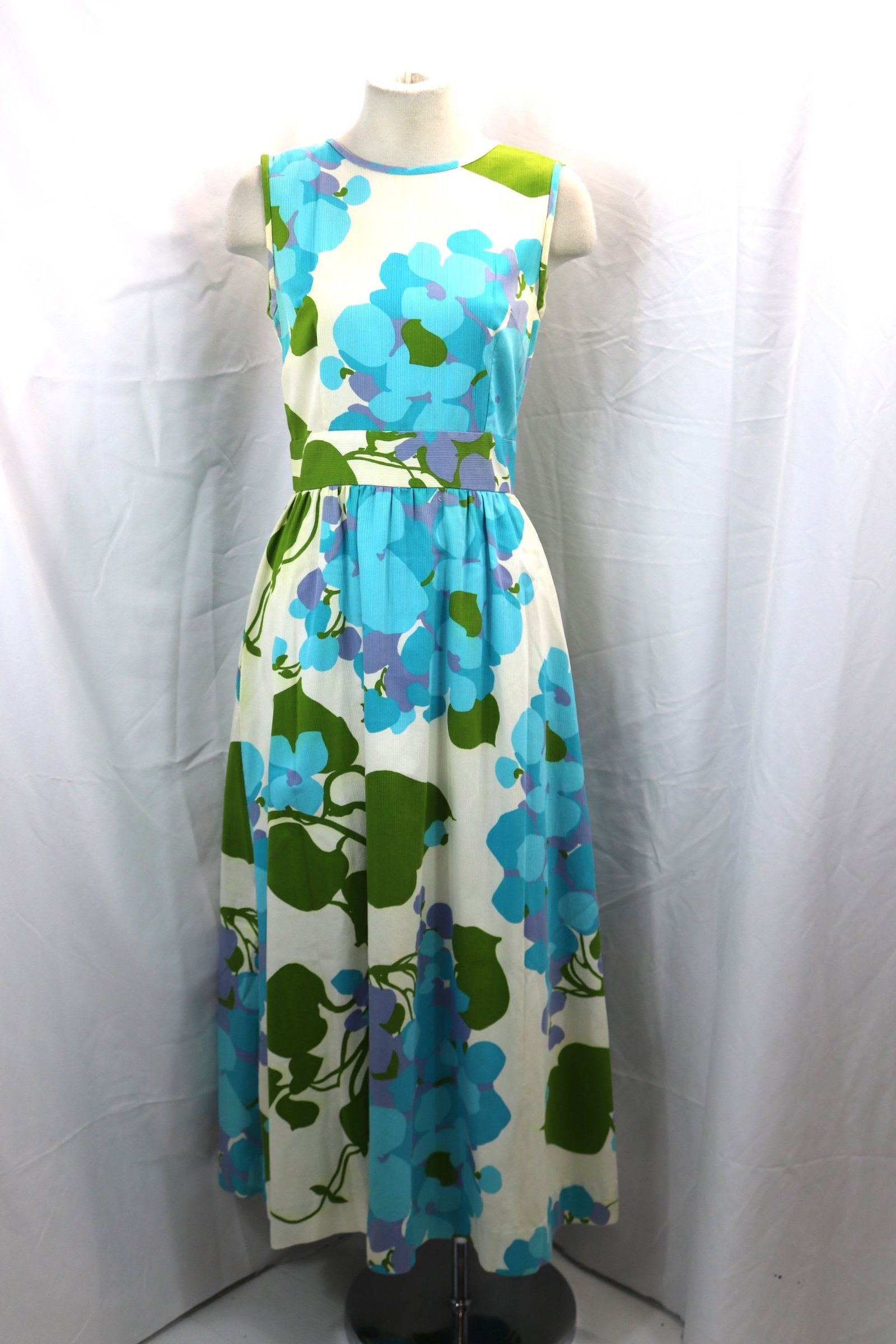 Vintage 1960's Waltah Clarks Hawaiian Blue & Green Floral Cotton Maxi Wrap Dress: approx. 32 bust, 27 waist, some very light underarm yellowing, see photo's