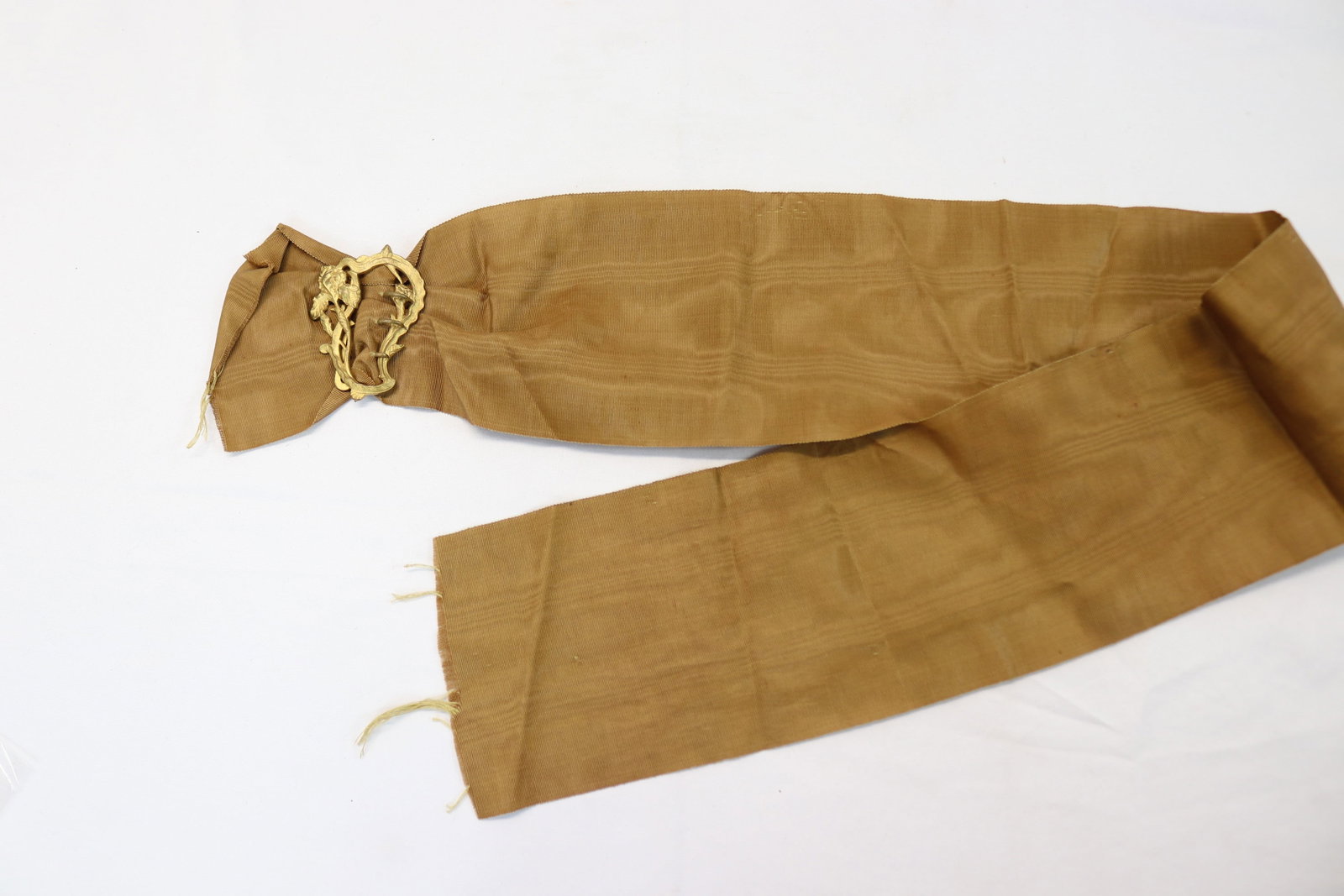 Victorian 4 Inch Grosgrain Moire Ribbon Belt with Art Nouveau Buckle: approx. 30 inch waist, see photo's