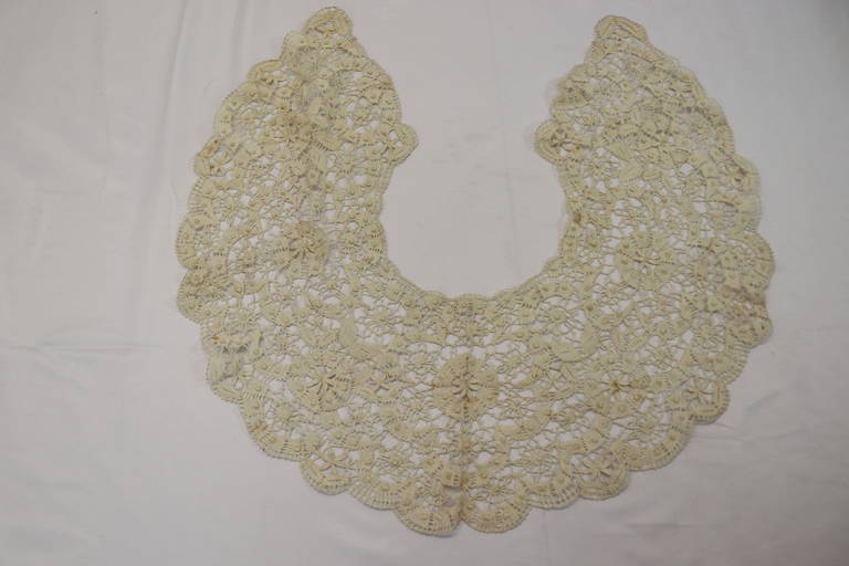 Victorian Hand Made Needle Lace Collar