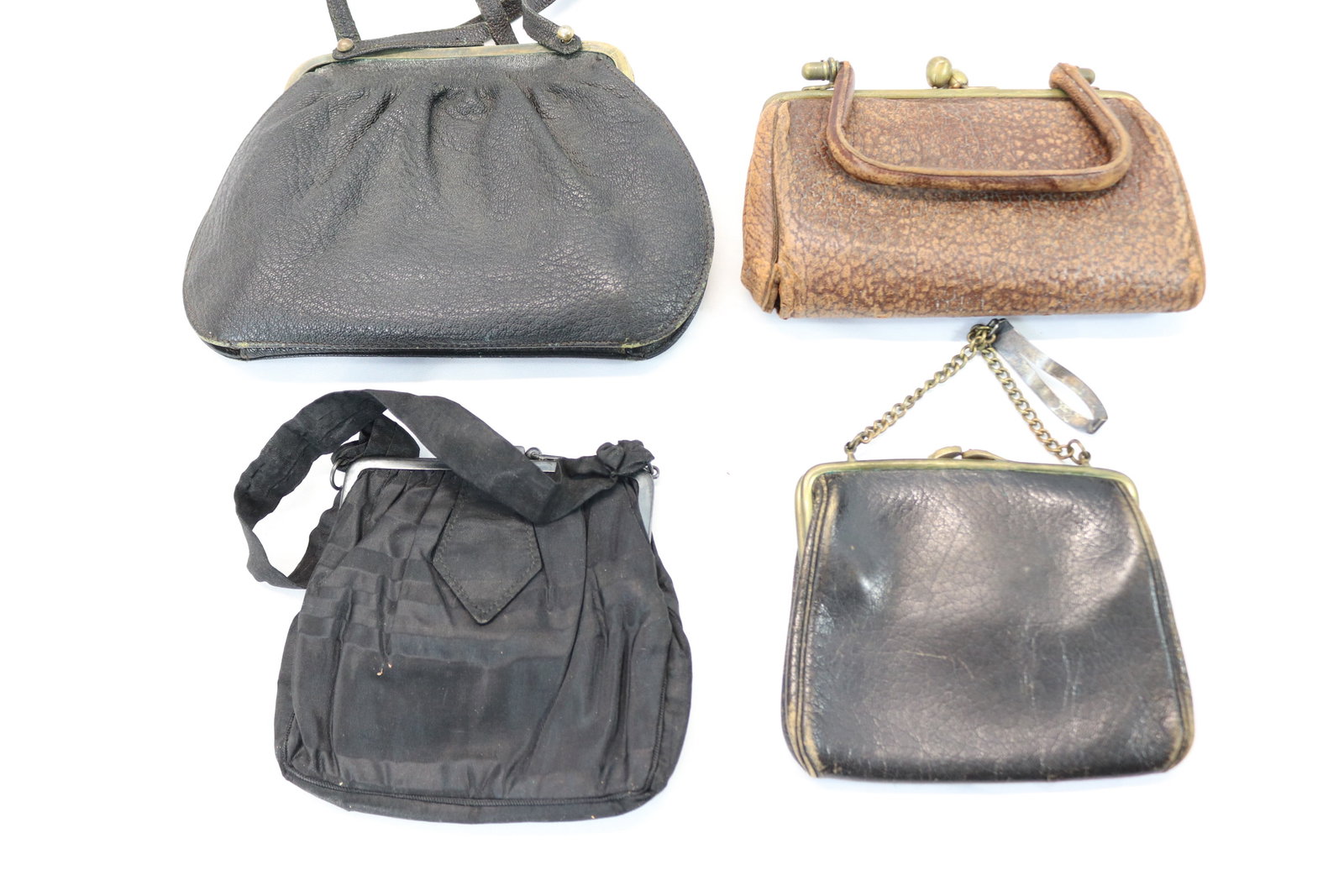 Lot of 4 Edwardian Purses, 3 Leather 1 Cloth: see photo's