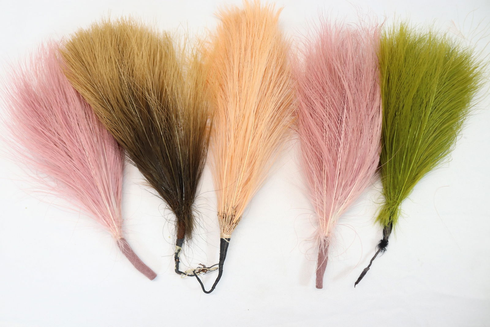 Lot of 5 Vintage 1920's Millinery Hat Feathers, 10 inches (1 of 2)