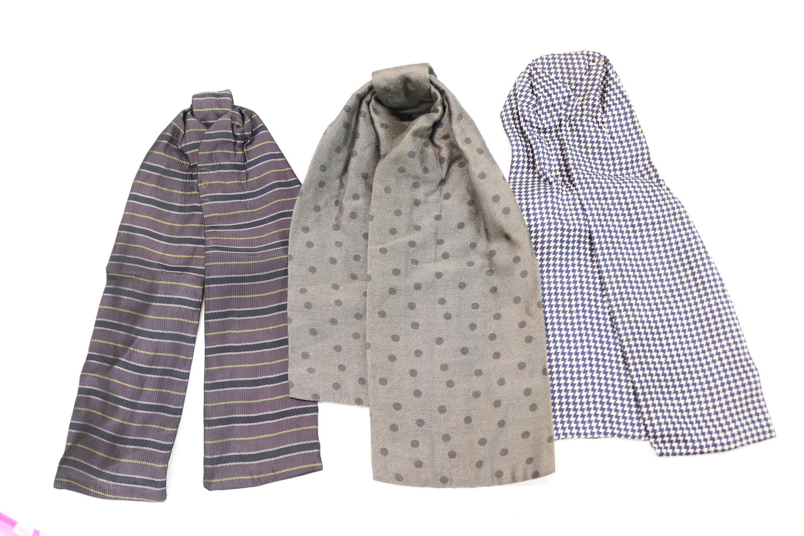 Lot of 3 Edwardian Men's Ties (1 of 7)