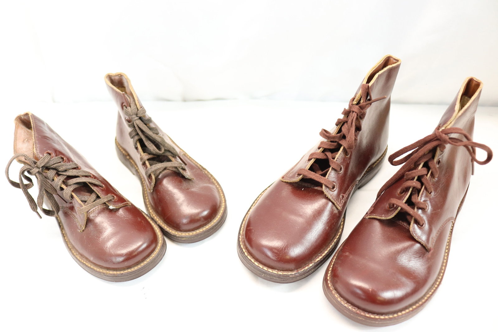 Lot of 2 Pair Vintage 1920's Old Store Stock Boys Brown Leather Boots (1 of 7)