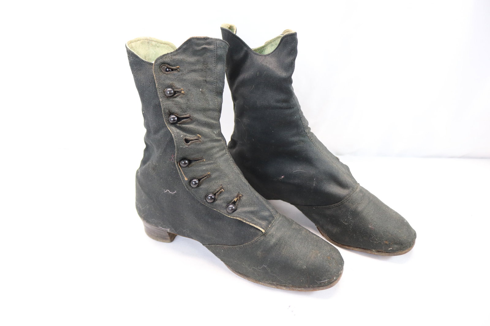 Victorian Black Fabric Boots with Side Buttons: see photo's