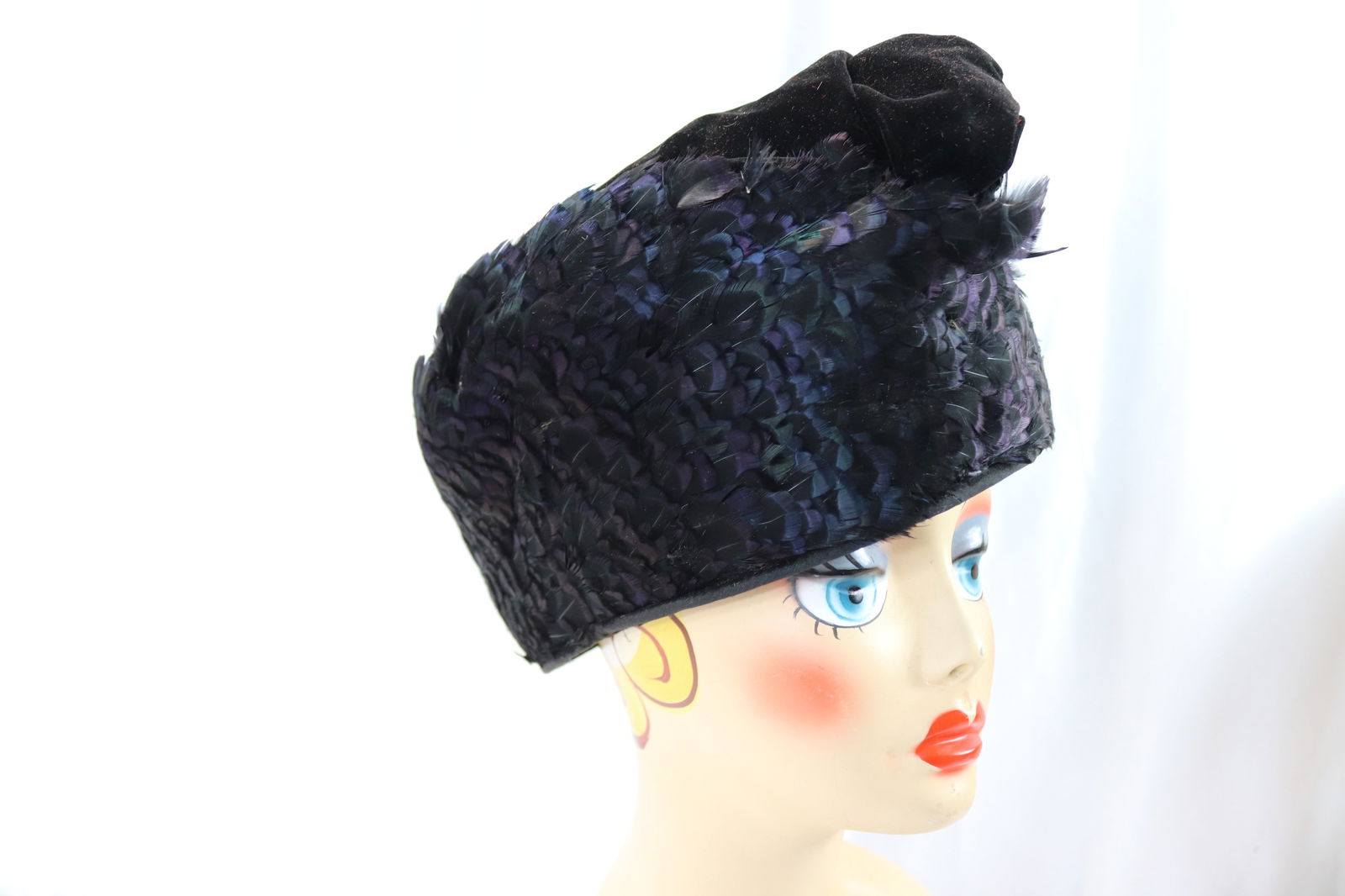 Antique Titanic Era (Teen's) Black Velvet Hat with Feathers & Velvet Bow (1 of 8)
